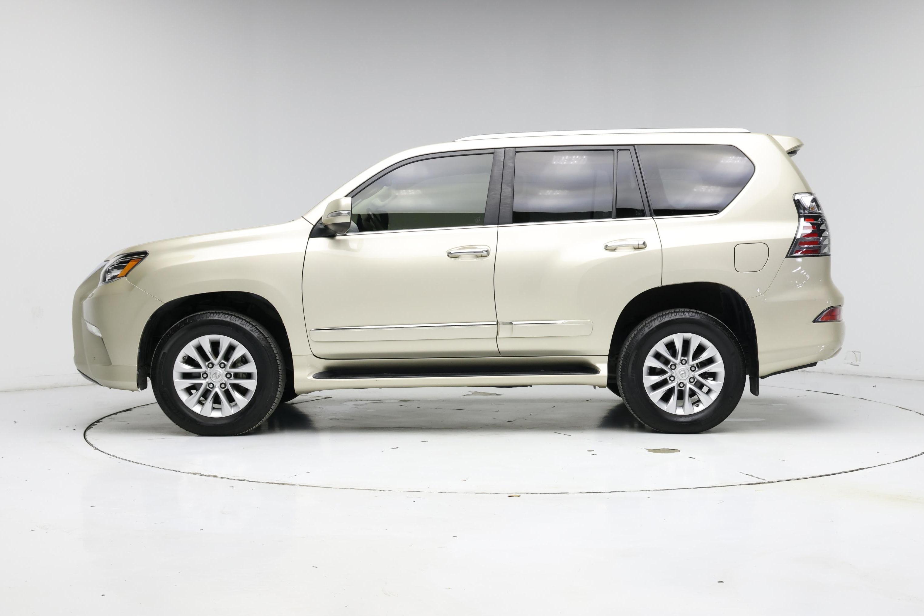 Thumbnail: 2014 Lexus GX - 3