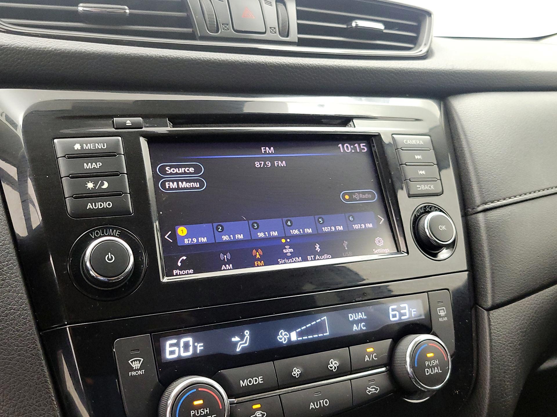 Thumbnail: 2019 Nissan Rogue - 16