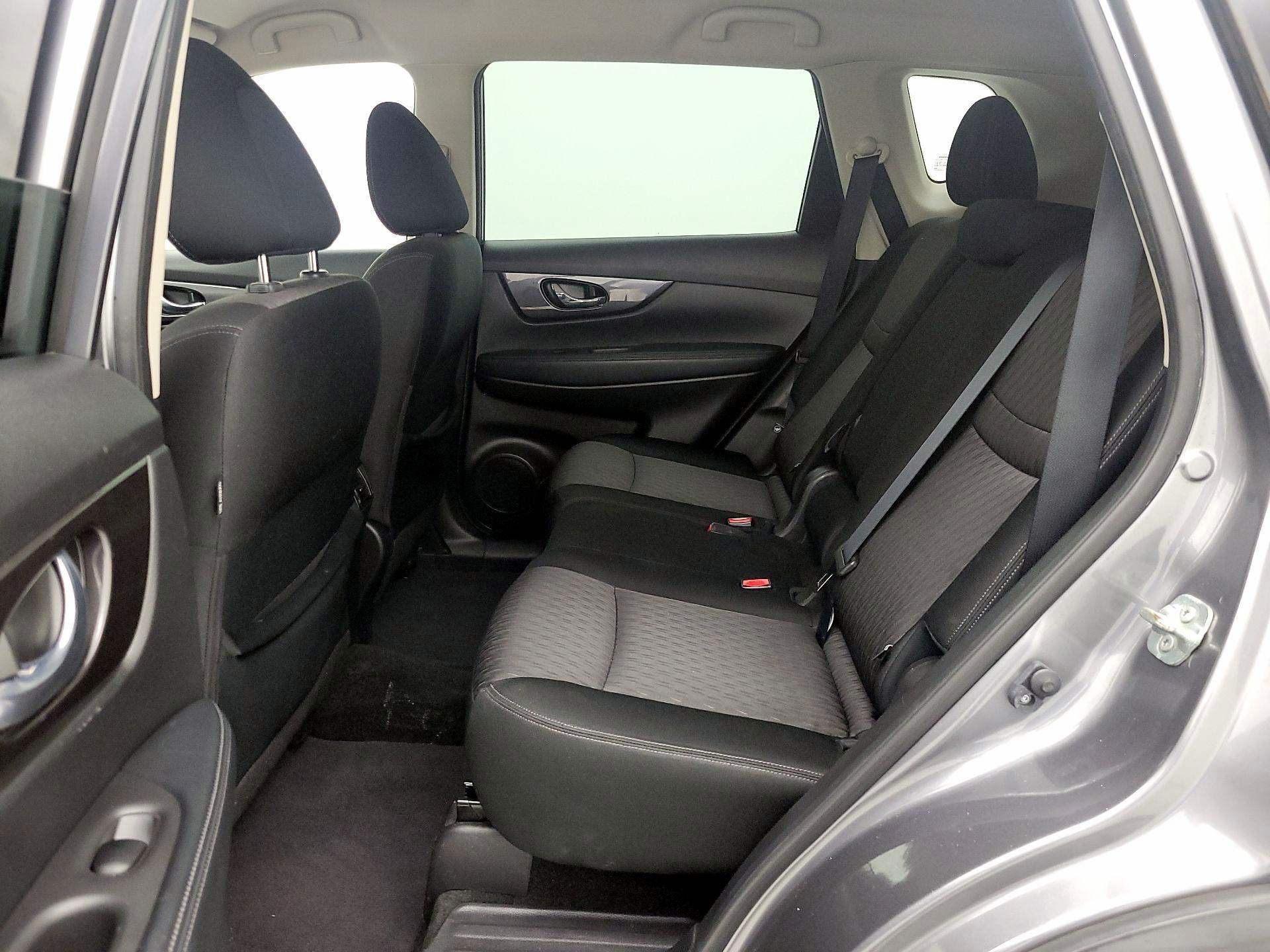 Thumbnail: 2019 Nissan Rogue - 20
