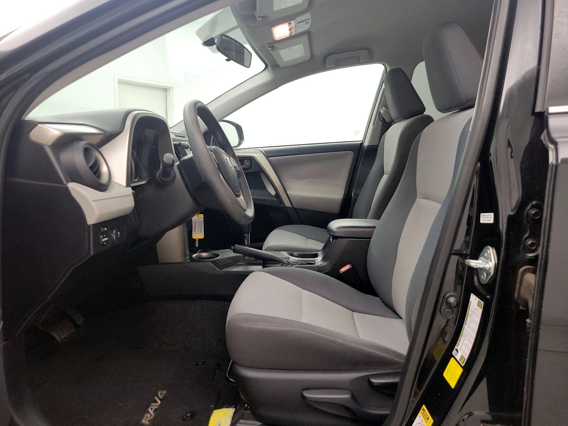 Thumbnail: 2014 Toyota RAV4 - 11