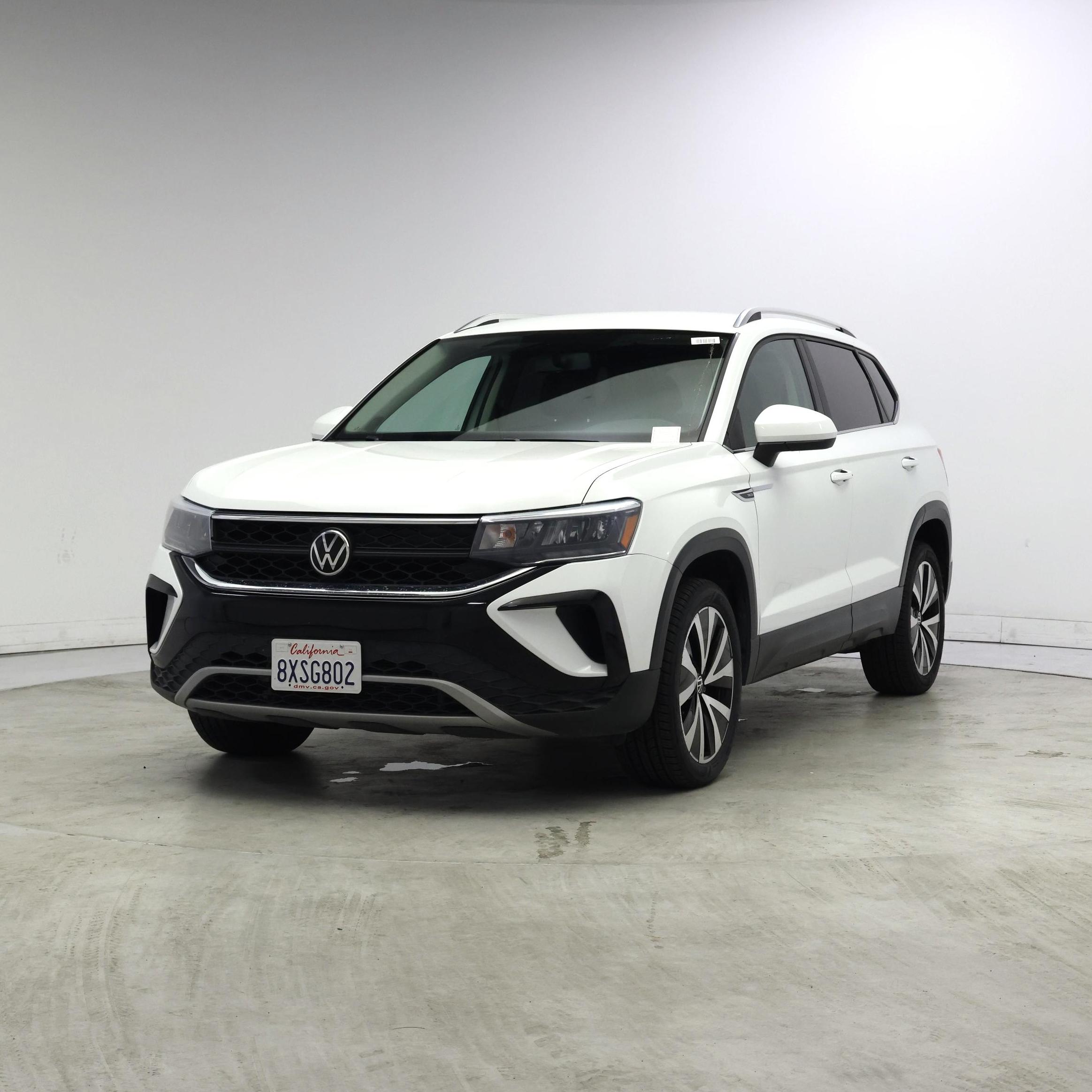 Thumbnail: 2022 Volkswagen Taos - 4