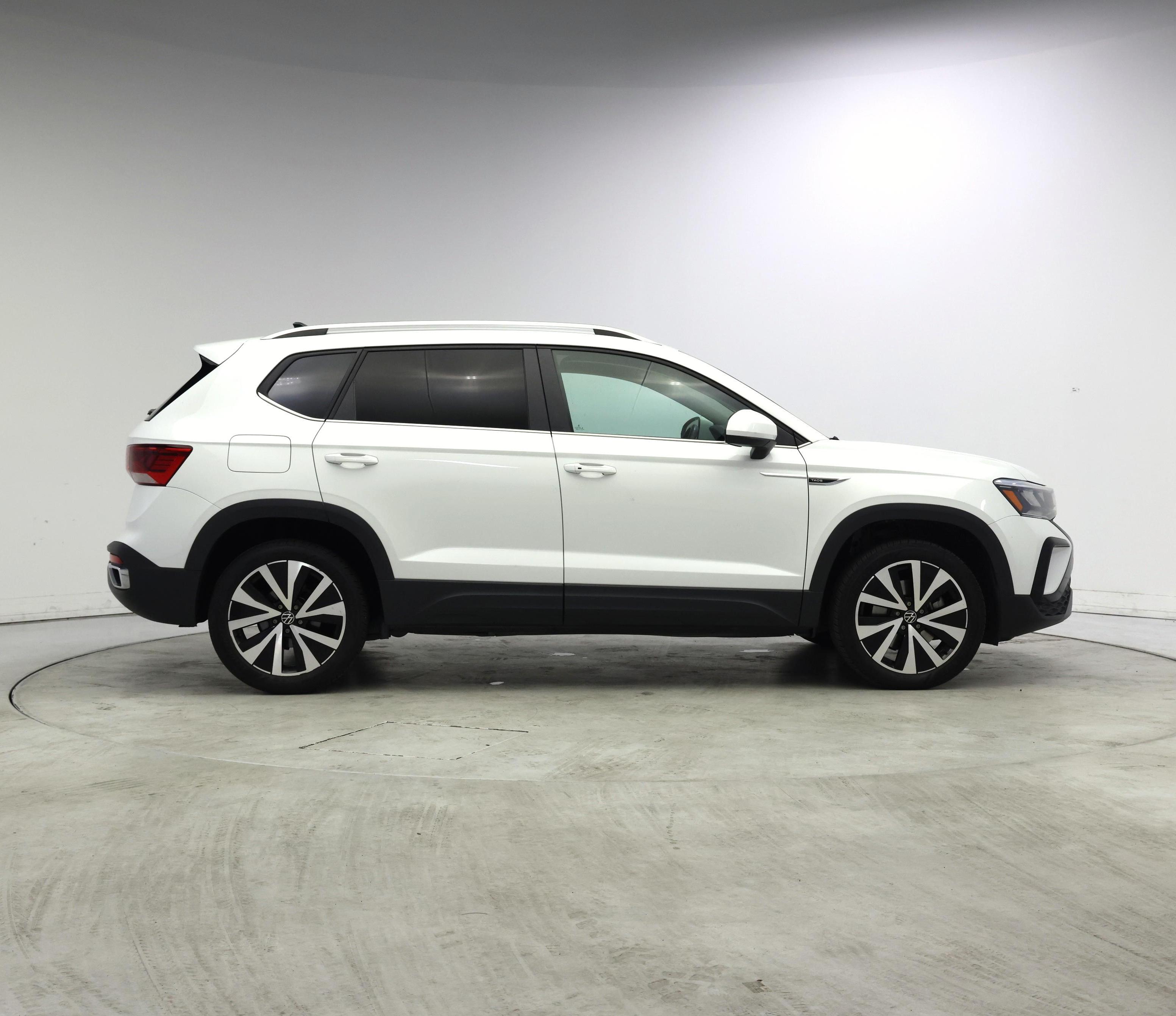 Thumbnail: 2022 Volkswagen Taos - 7