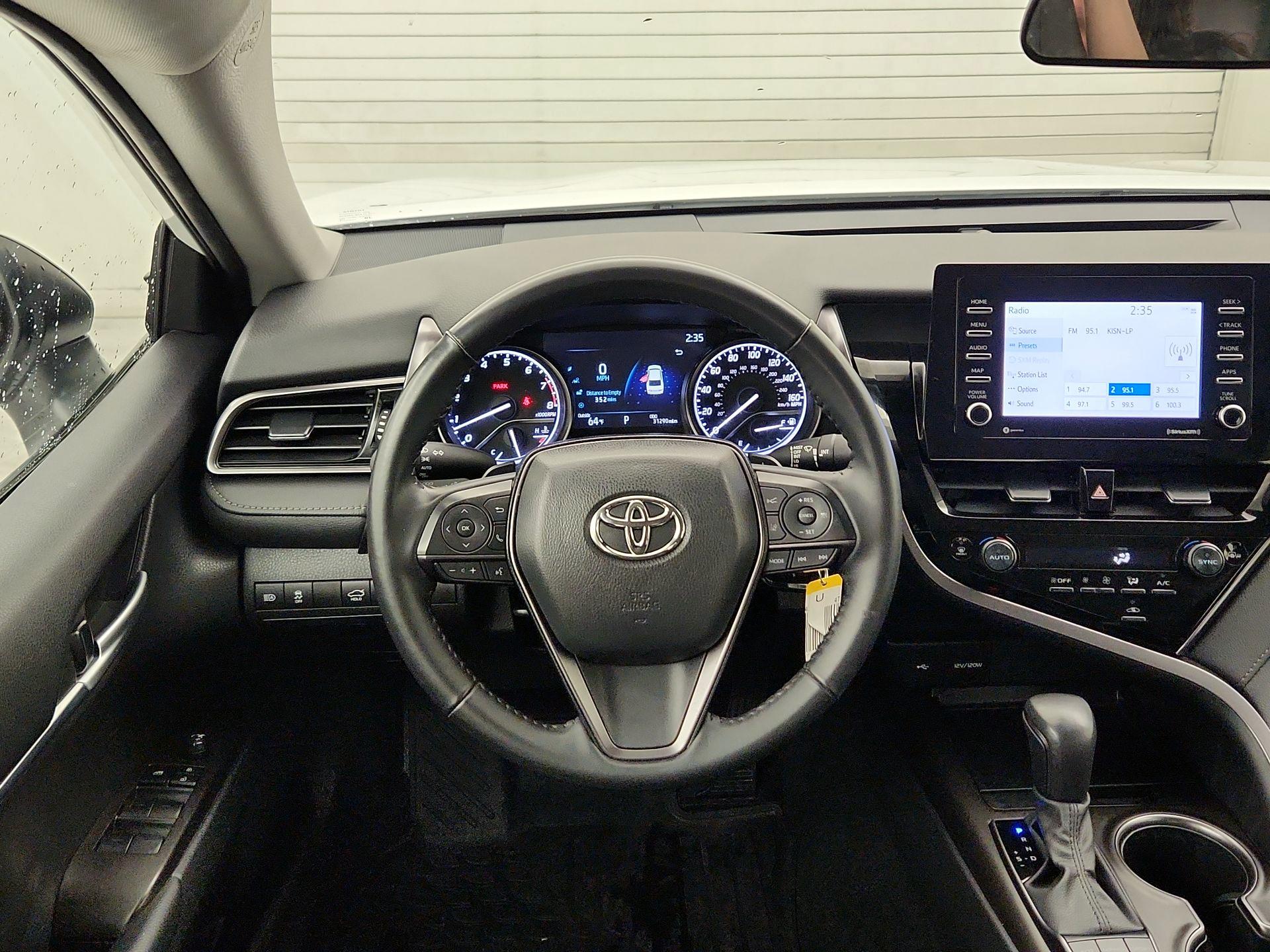 Thumbnail: 2024 Toyota Camry - 10