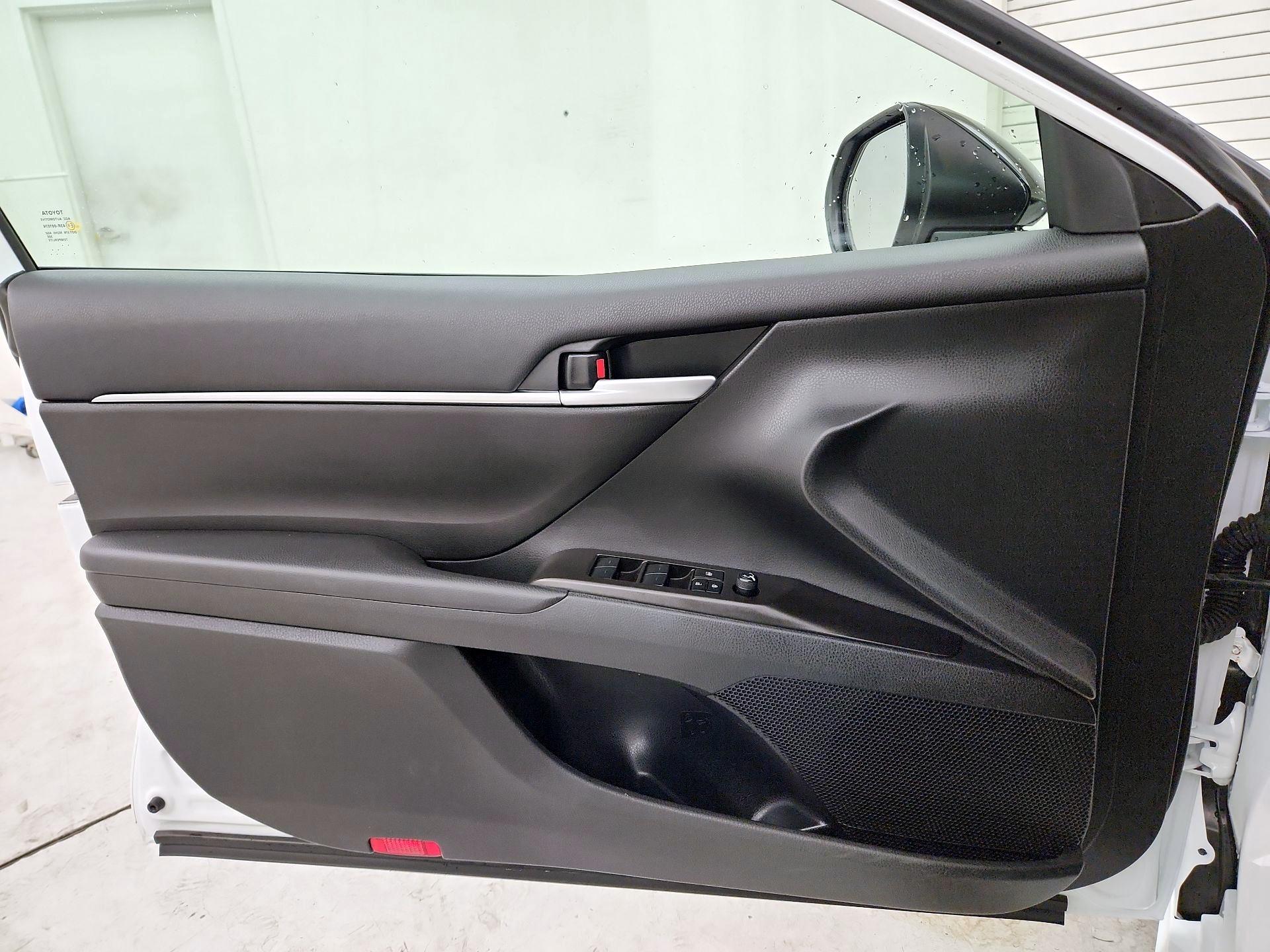 Thumbnail: 2024 Toyota Camry - 12
