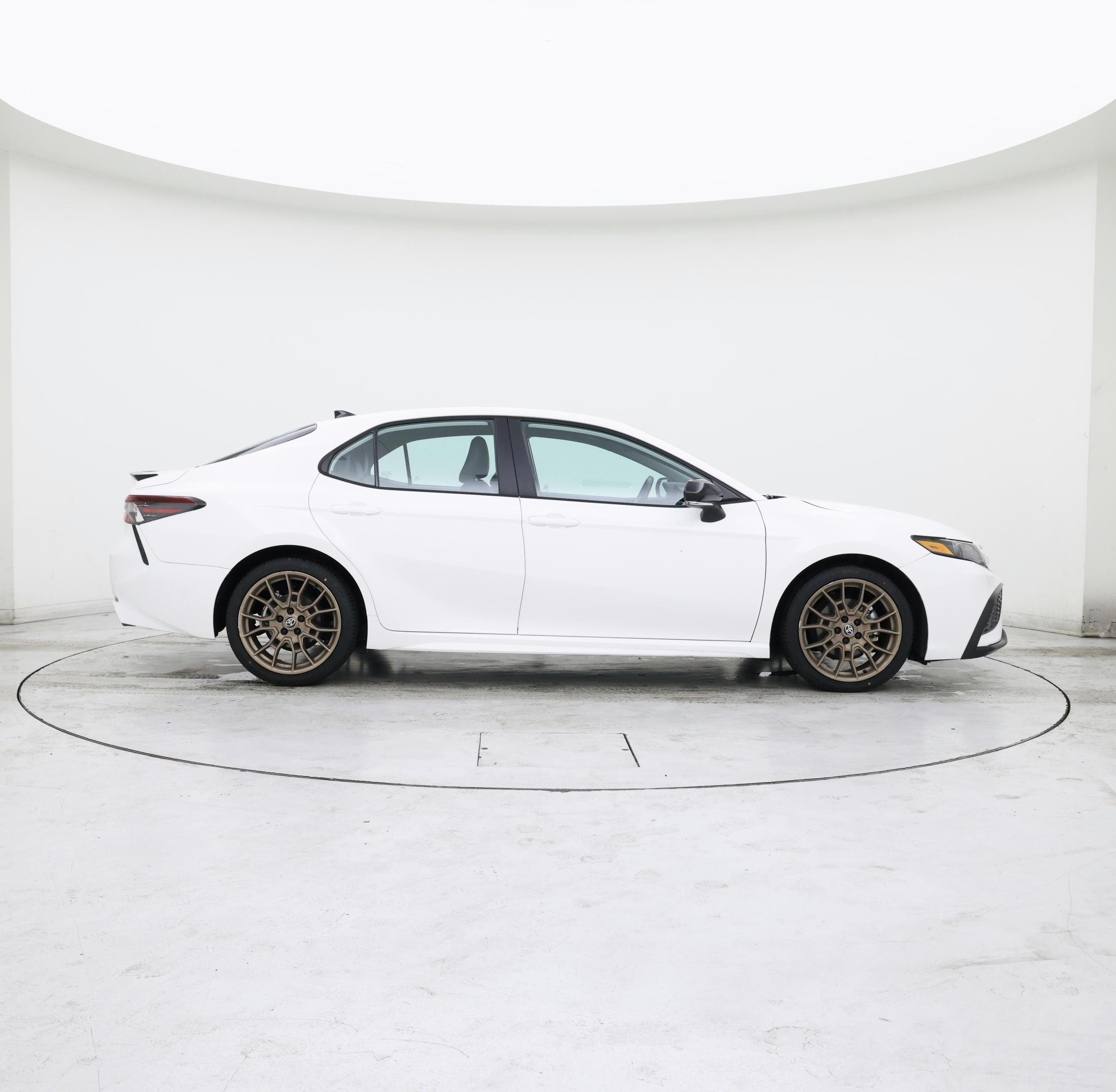 Thumbnail: 2024 Toyota Camry - 7