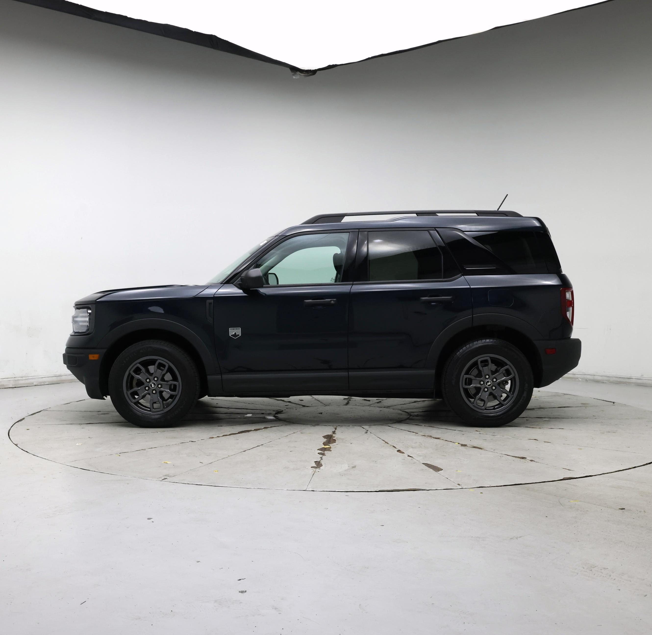 Thumbnail: 2021 Ford Bronco Sport - 3