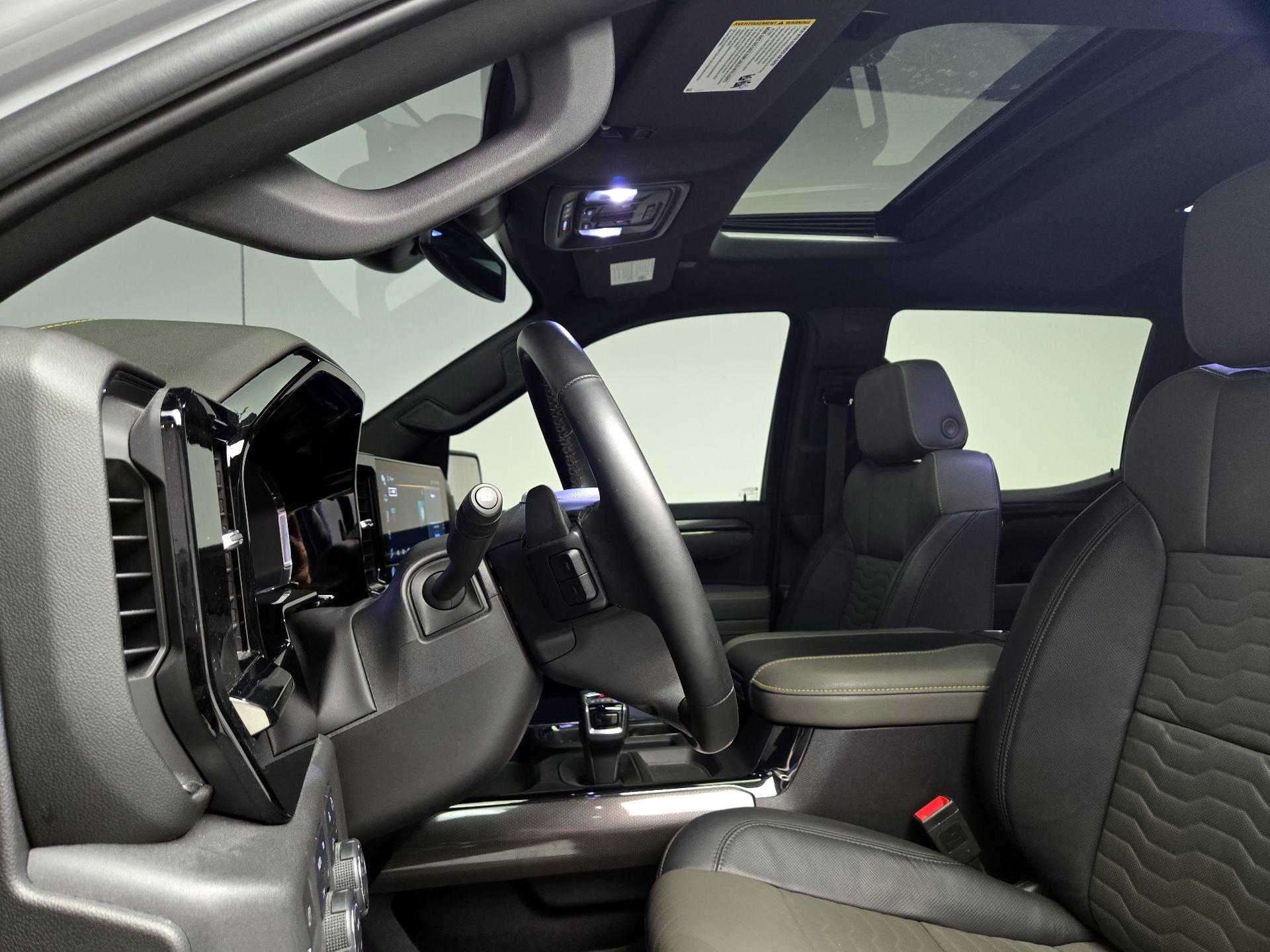 Thumbnail: 2024 Chevrolet Silverado 1500 - 20