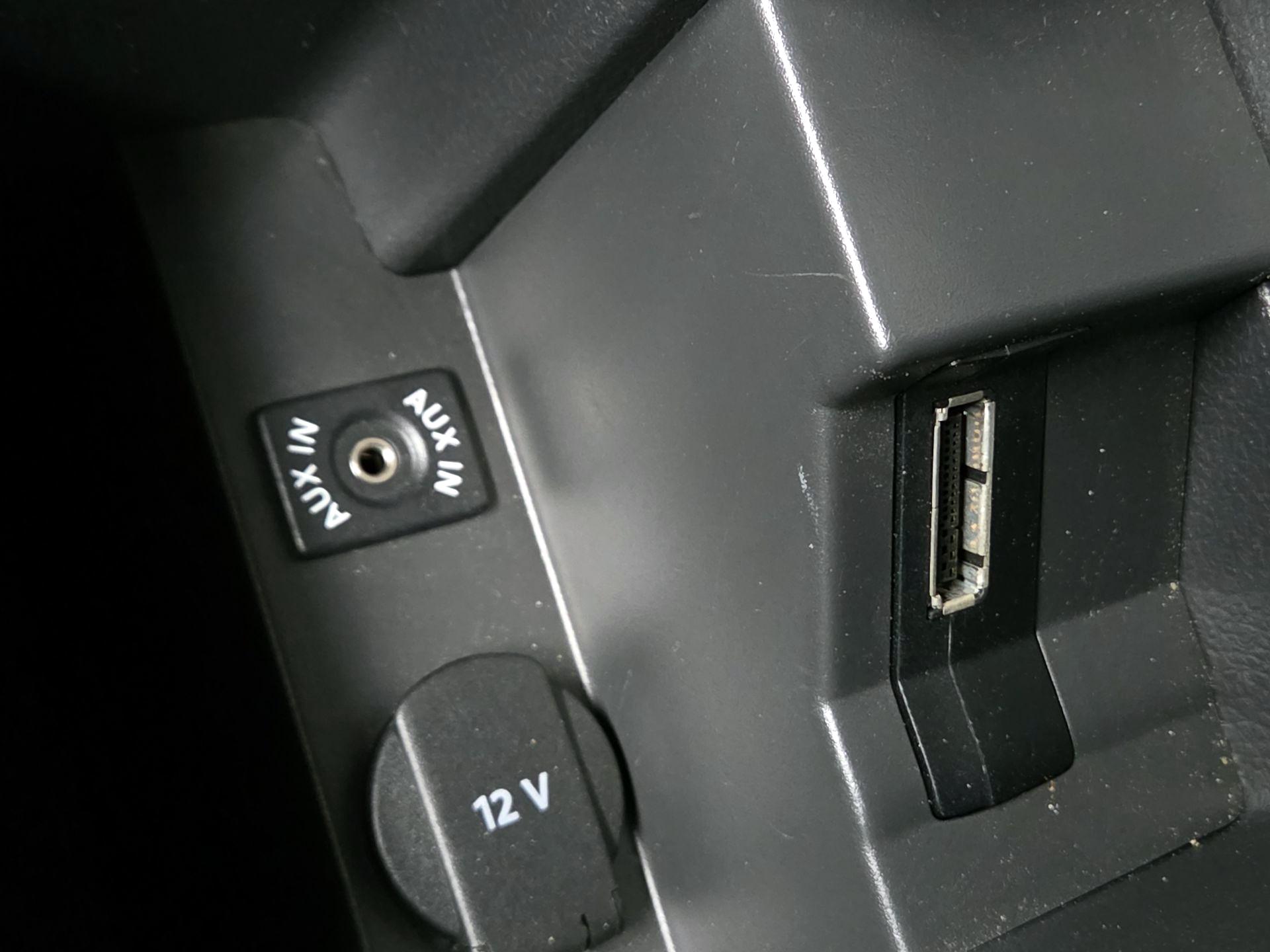 Thumbnail: 2015 Volkswagen Passat - 19