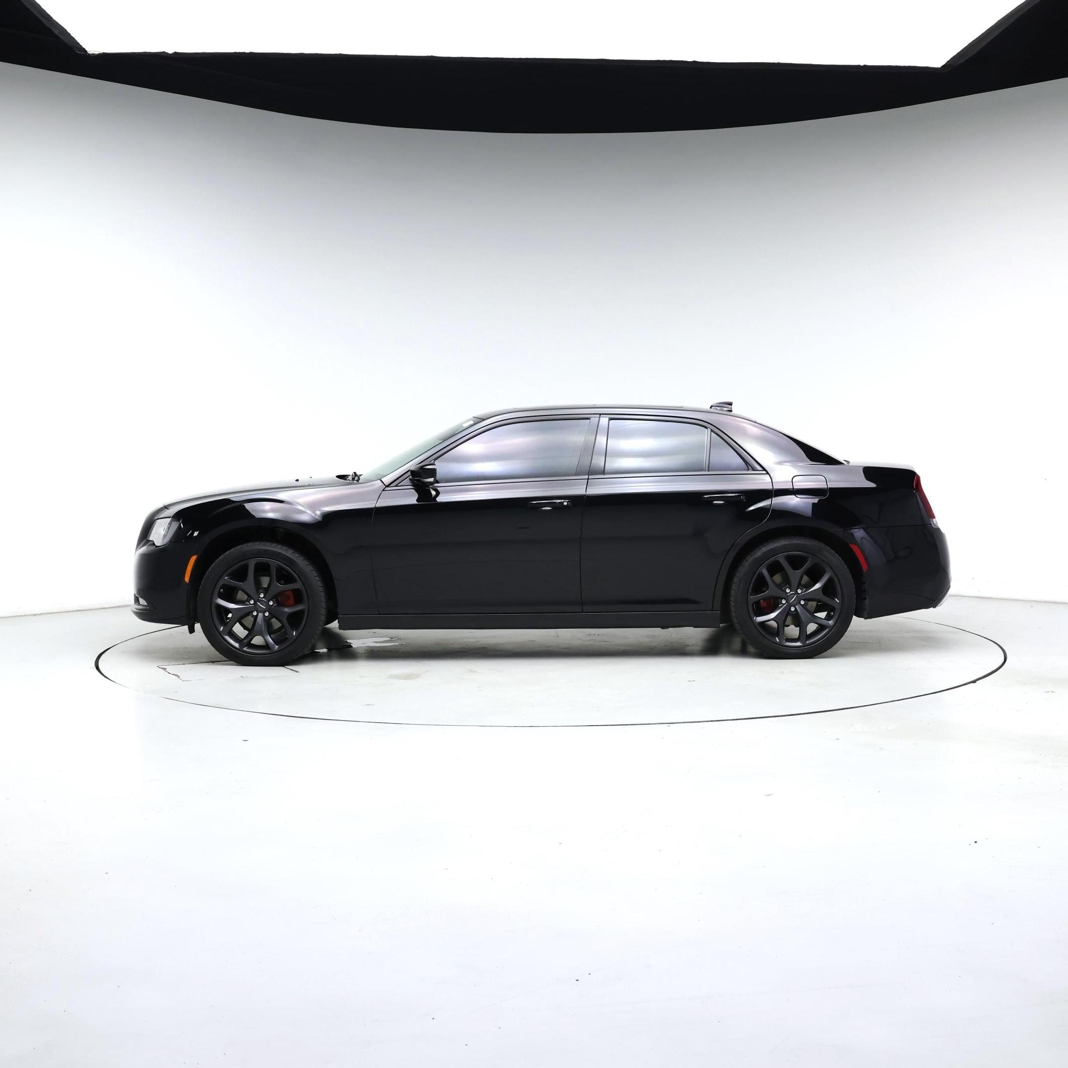 Thumbnail: 2022 Chrysler 300 - 3