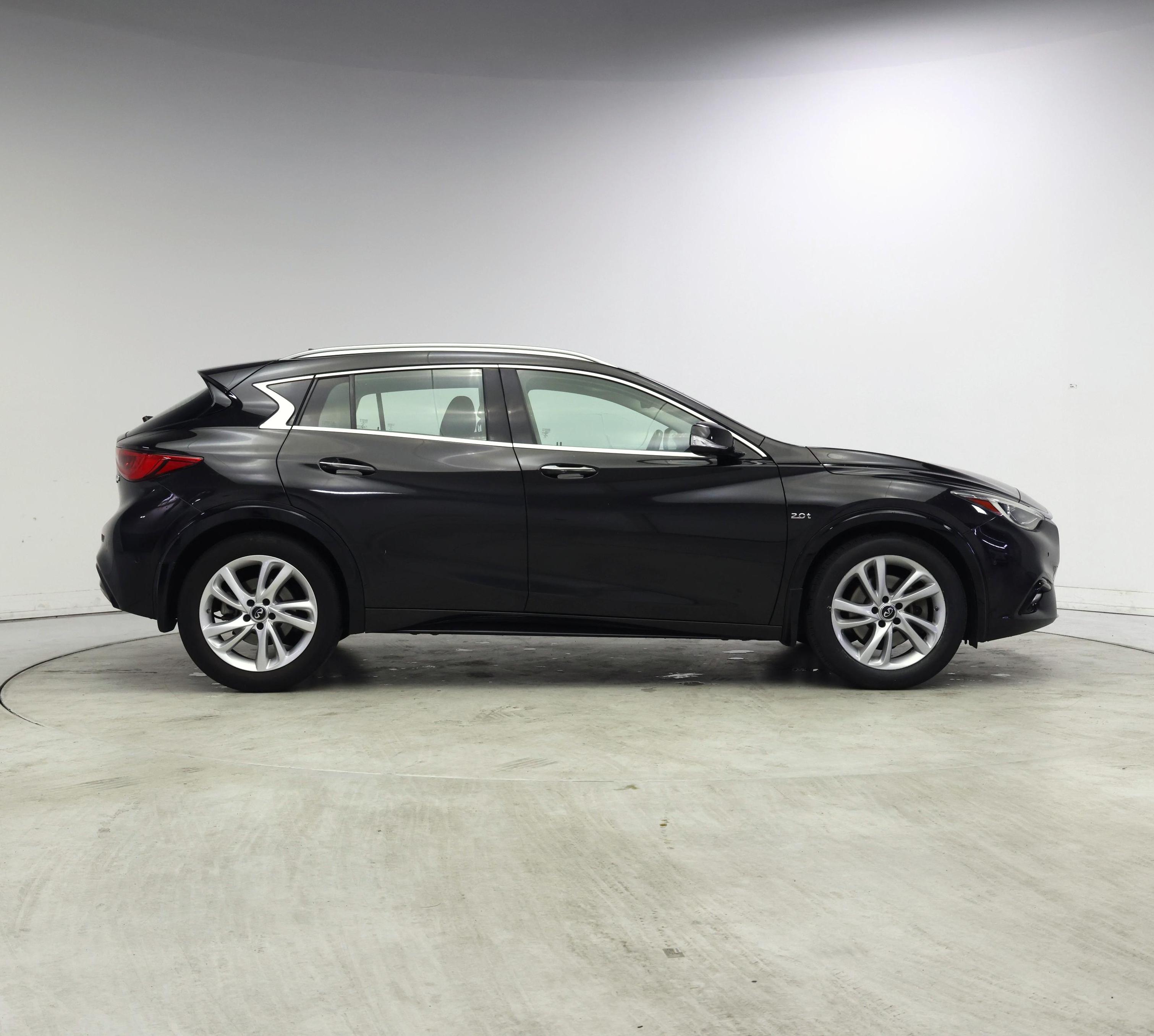 Thumbnail: 2019 INFINITI QX30 - 7