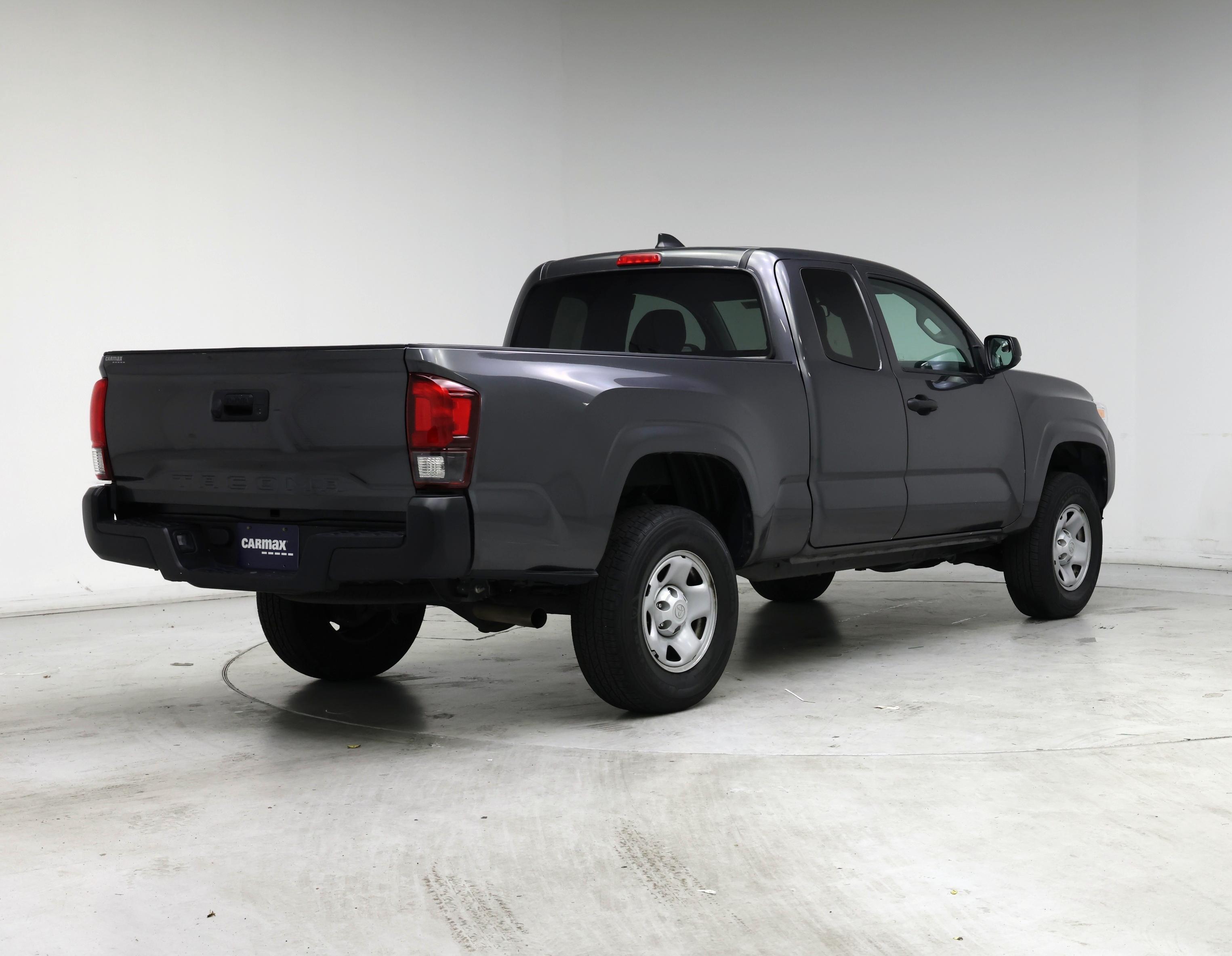 Thumbnail: 2022 Toyota Tacoma - 8