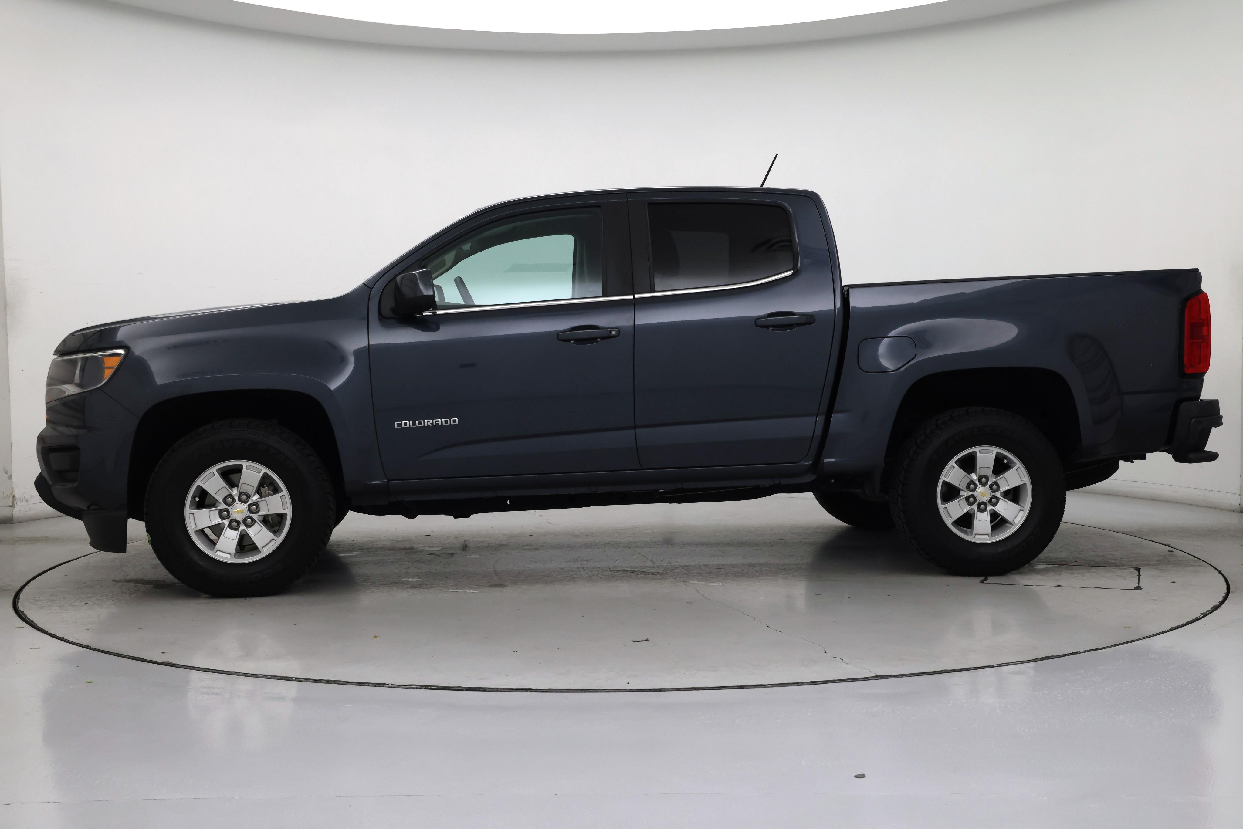 Thumbnail: 2020 Chevrolet Colorado - 3