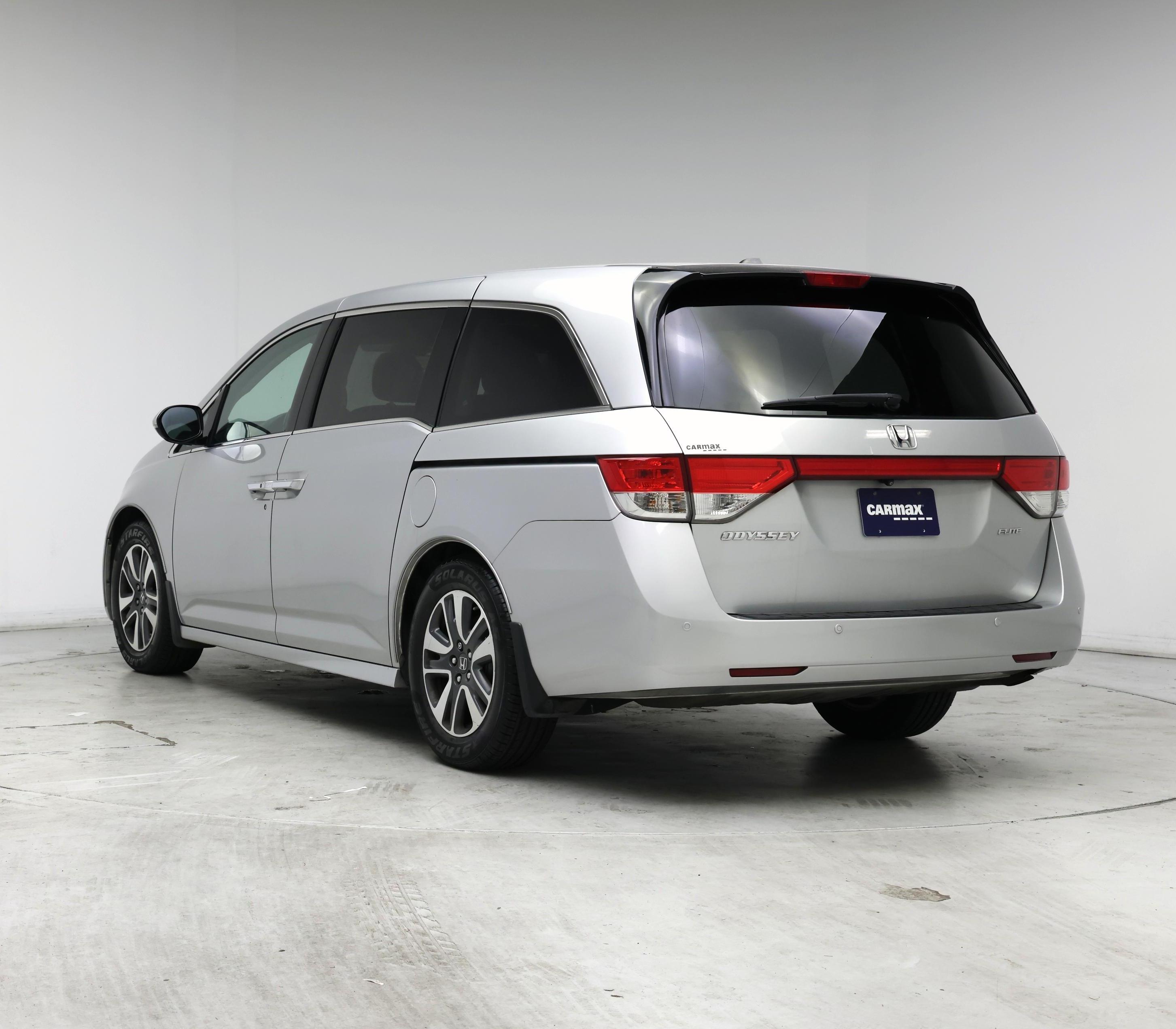Thumbnail: 2015 Honda Odyssey - 2