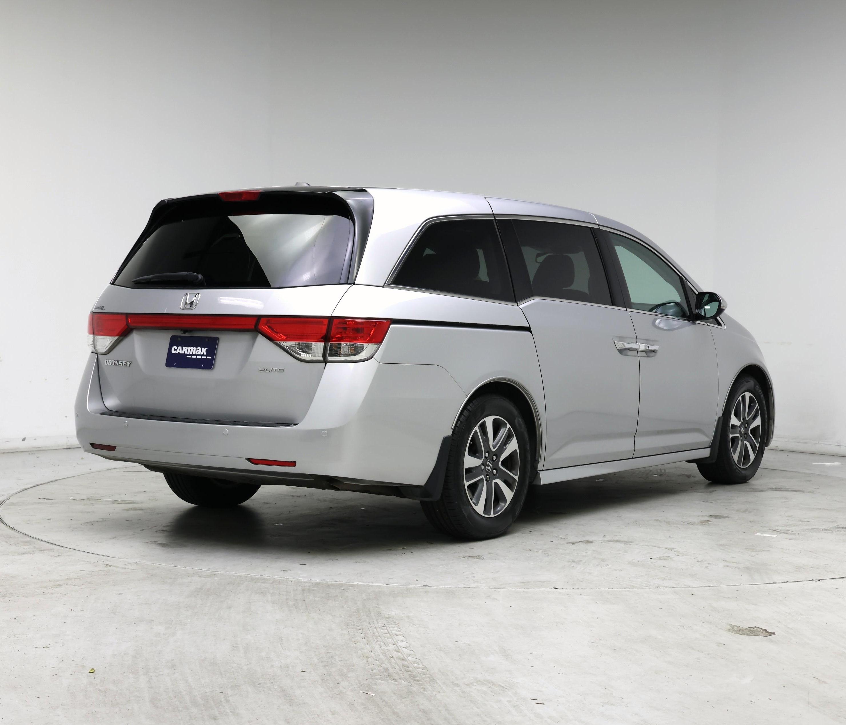 Thumbnail: 2015 Honda Odyssey - 8