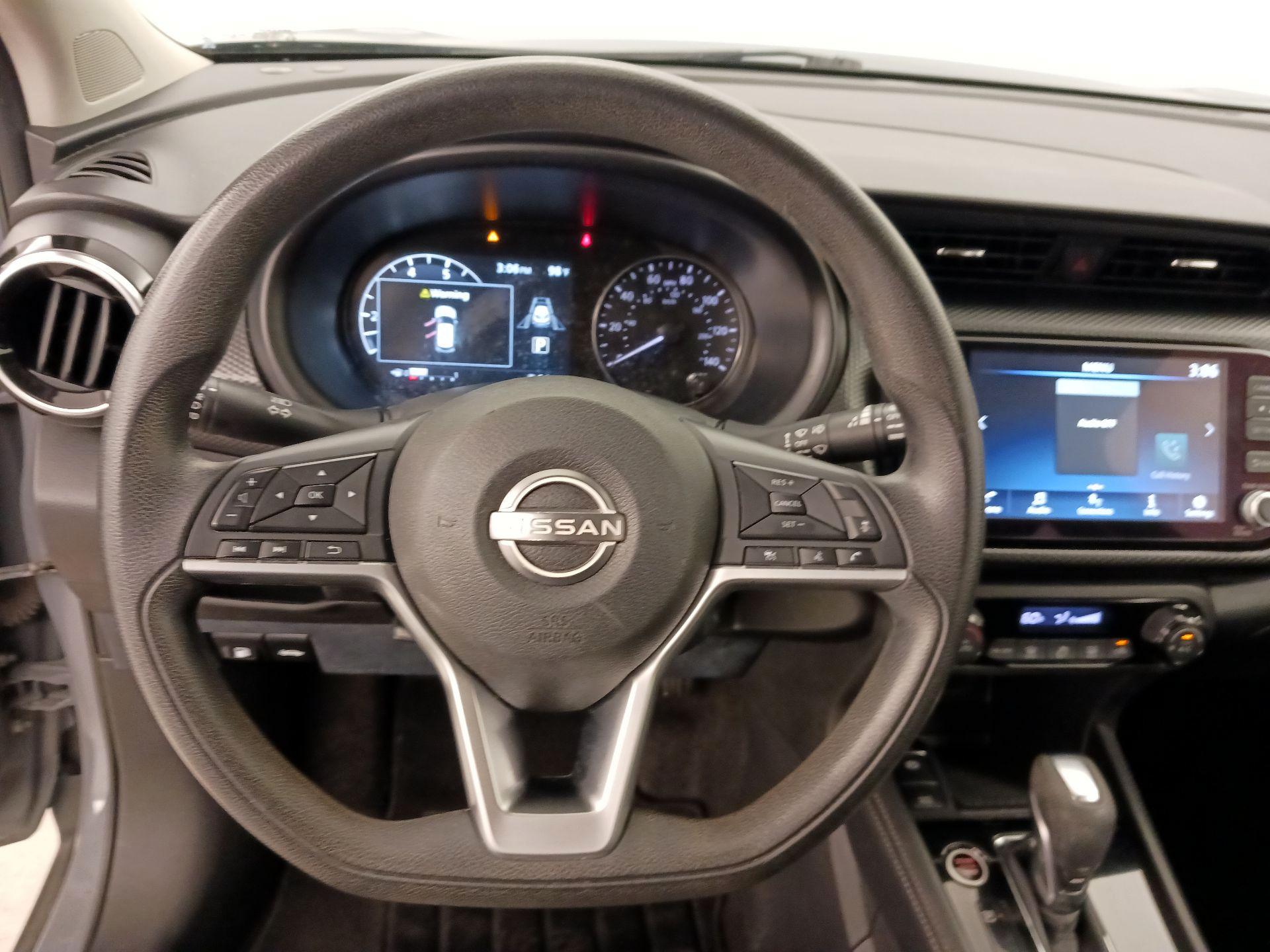 Thumbnail: 2022 Nissan Kicks - 10