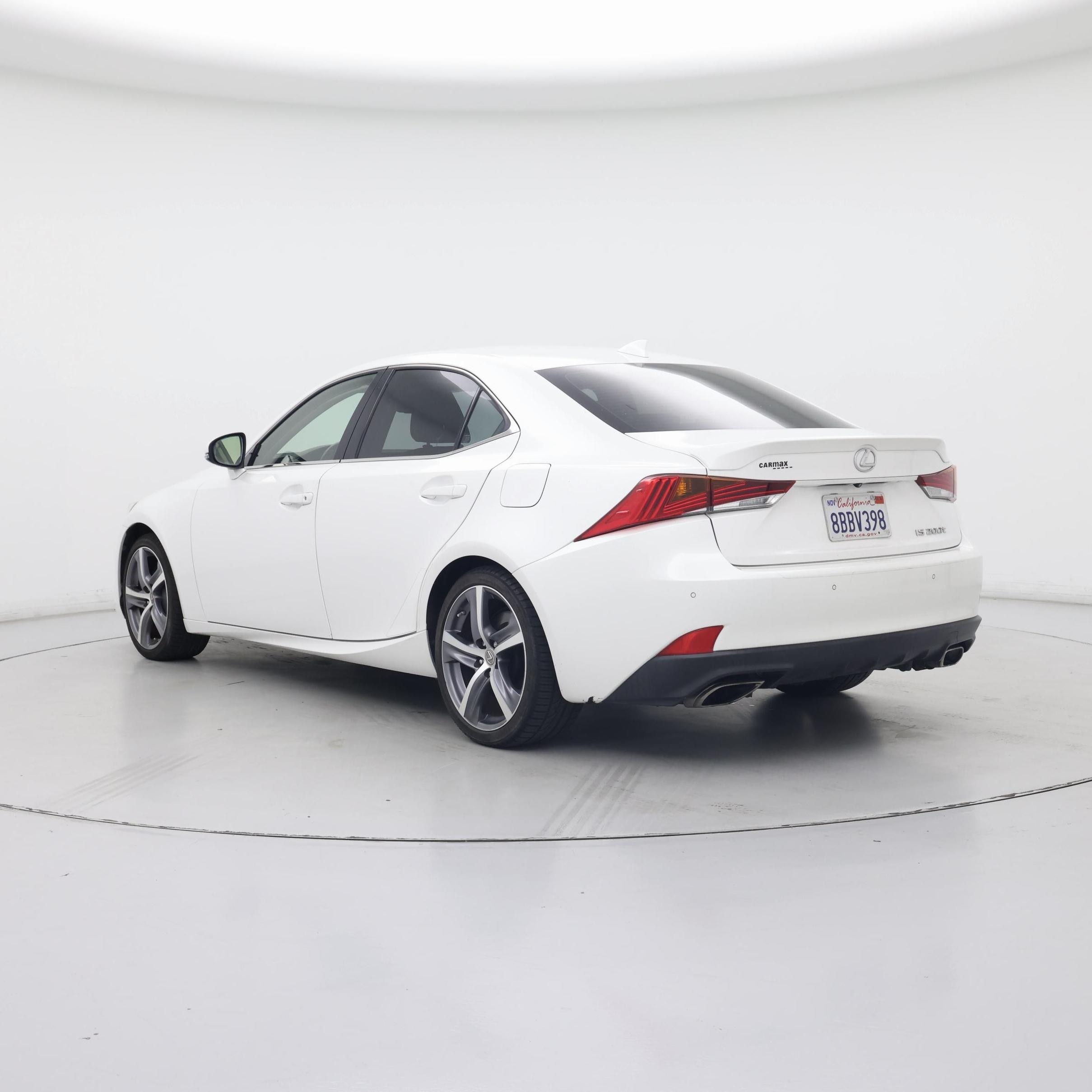 Thumbnail: 2017 Lexus IS - 2