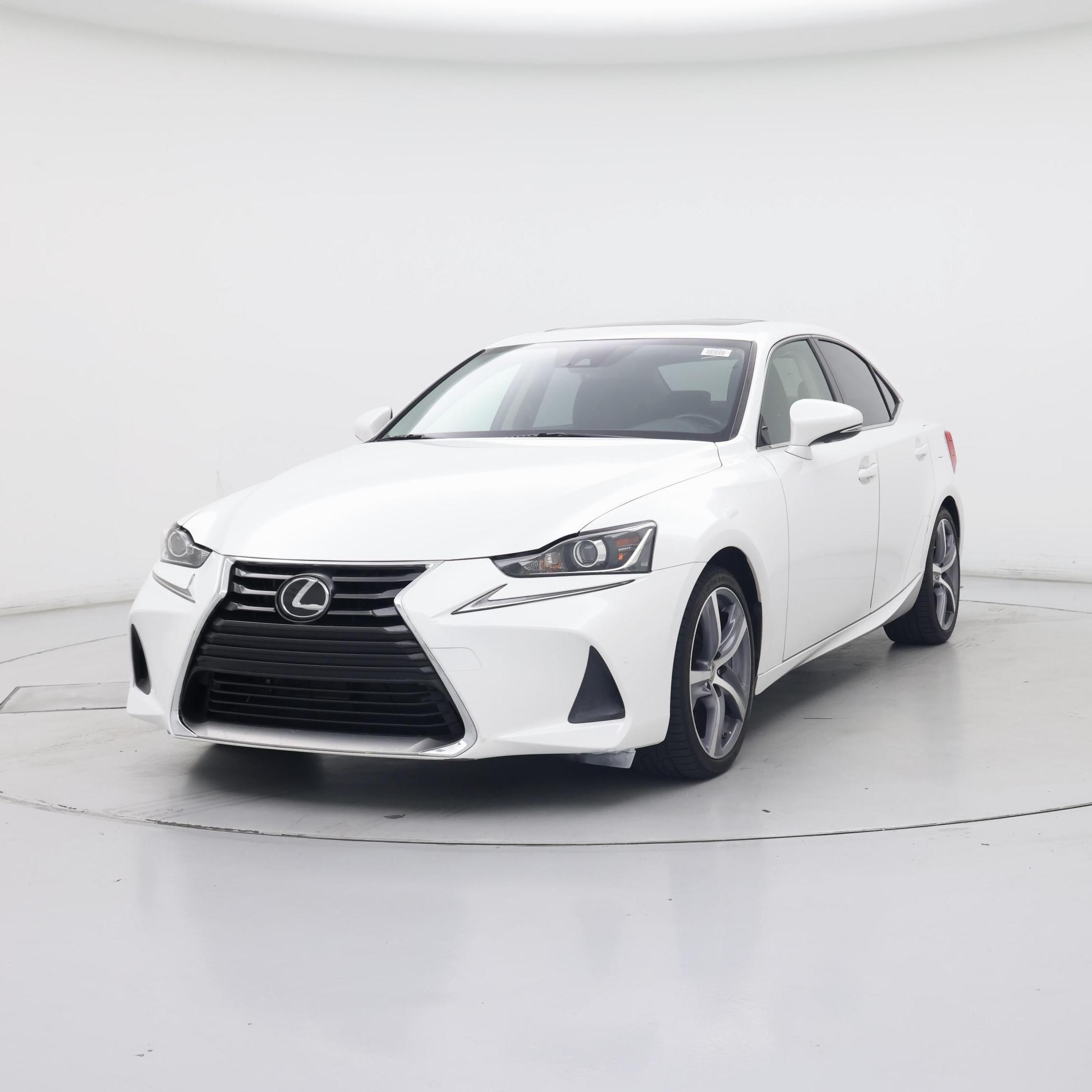 Thumbnail: 2017 Lexus IS - 4
