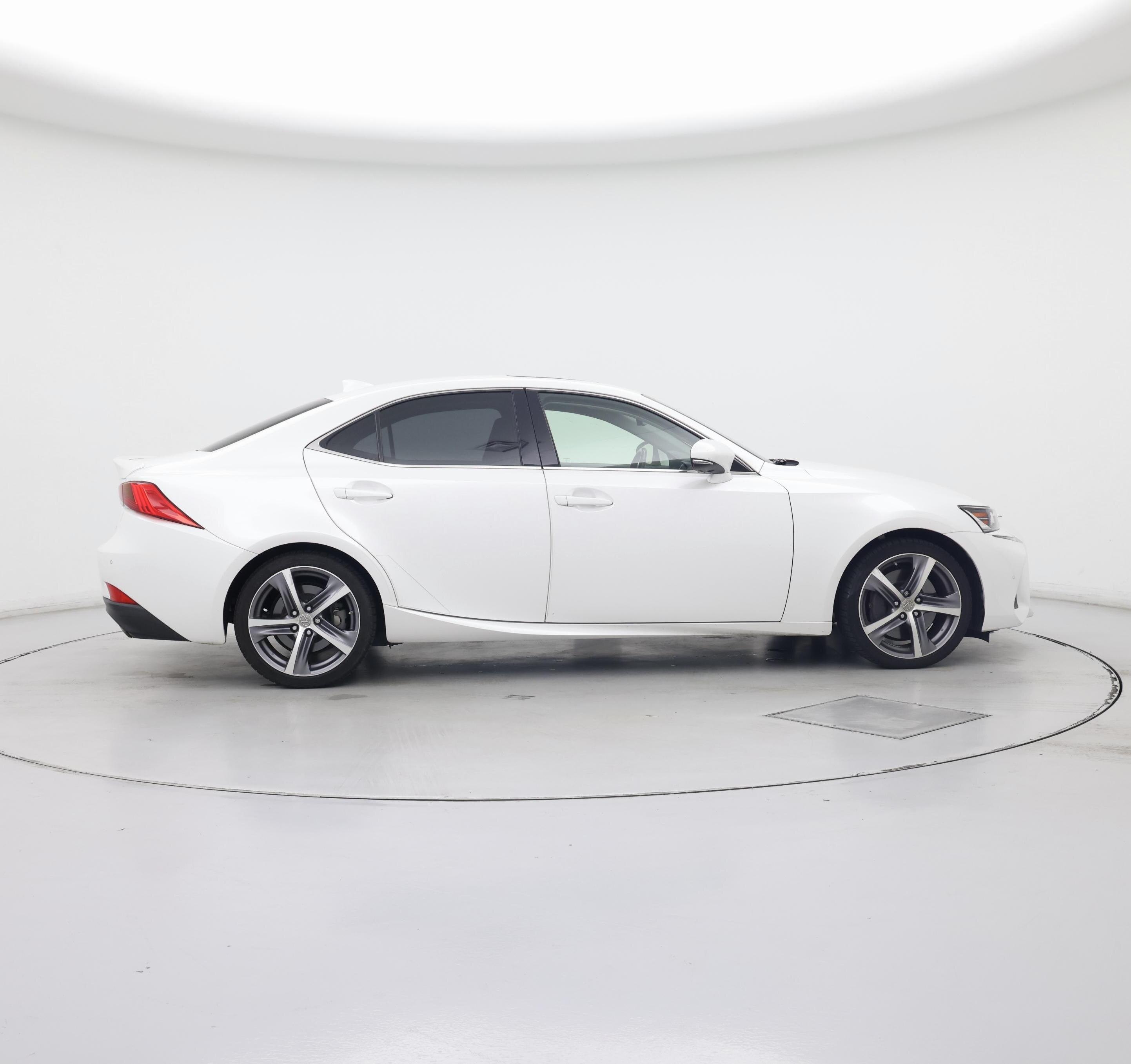 Thumbnail: 2017 Lexus IS - 7