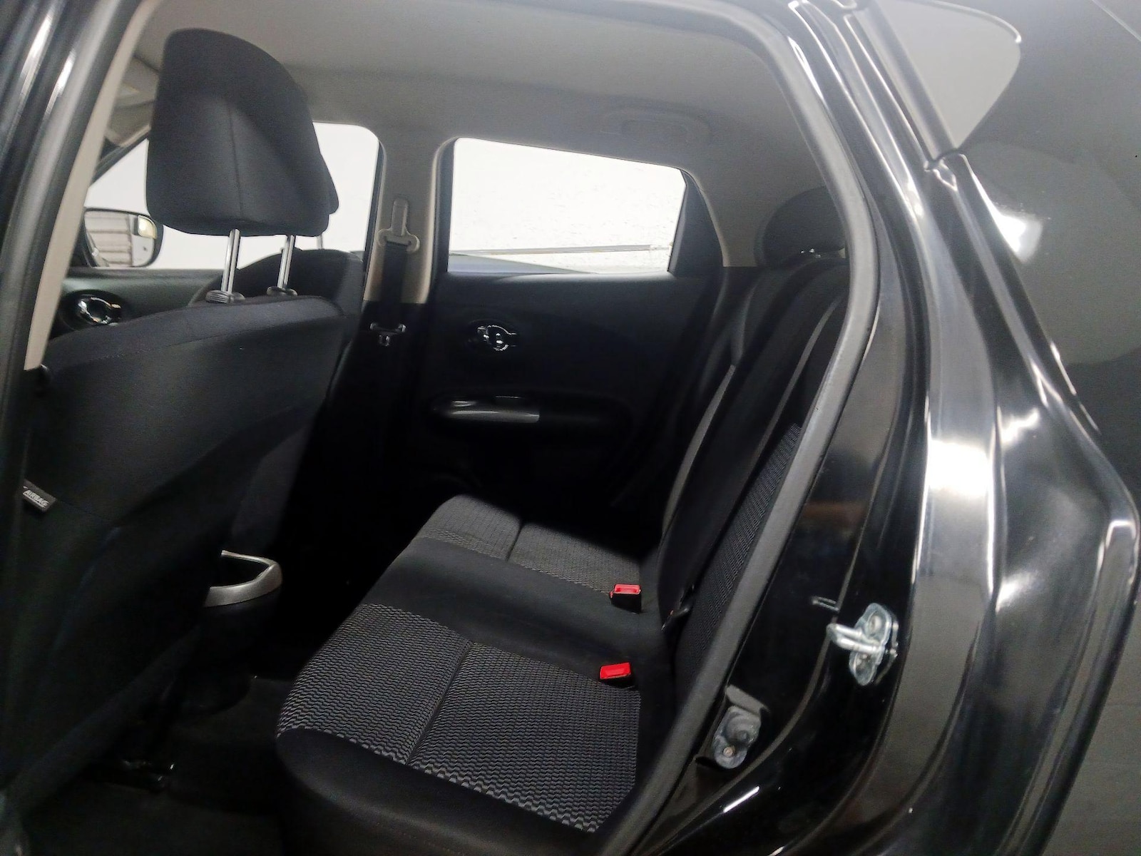2016 Nissan Juke S - Photo 18