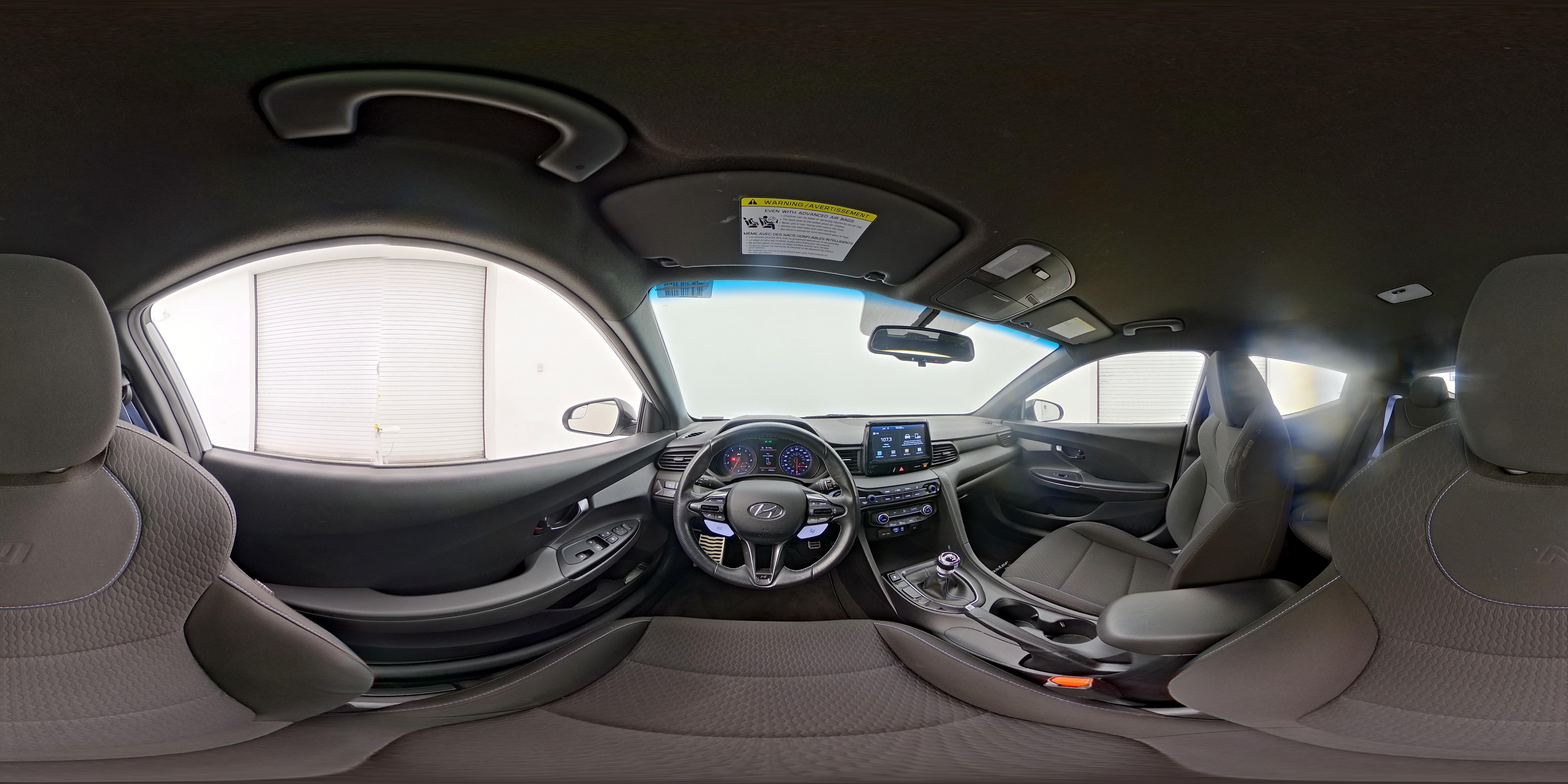 2020 Hyundai Veloster N - Photo 23