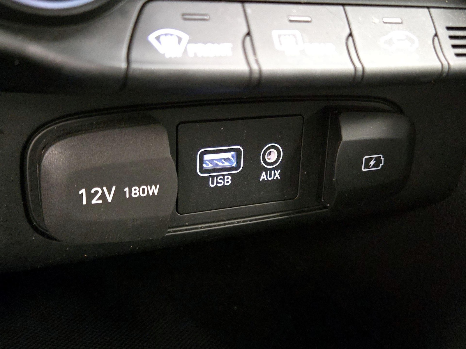 2020 Hyundai Veloster N - Photo 18
