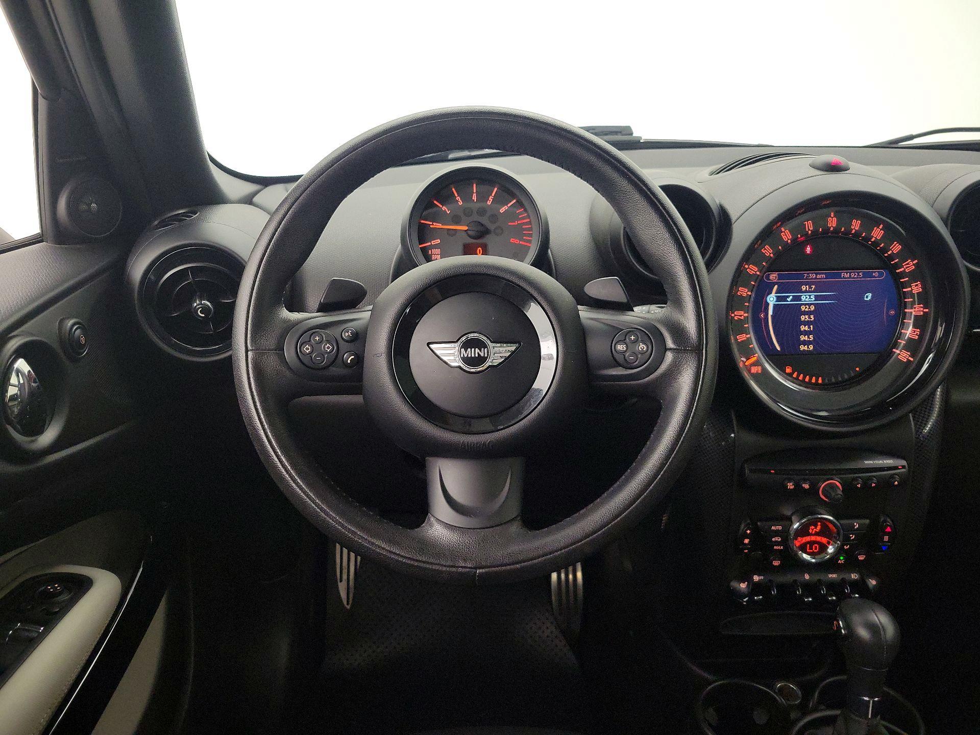 Thumbnail: 2015 MINI Cooper Paceman - 10