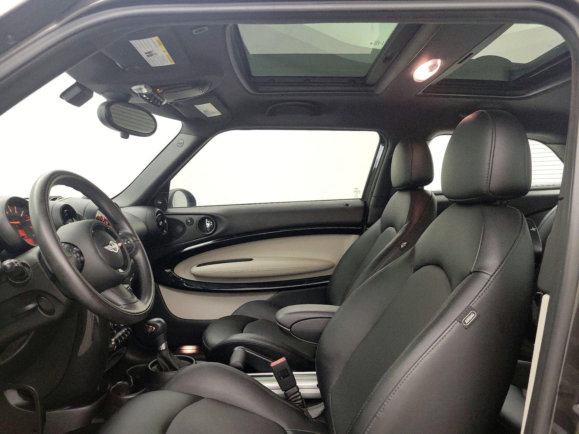 Thumbnail: 2015 MINI Cooper Paceman - 16
