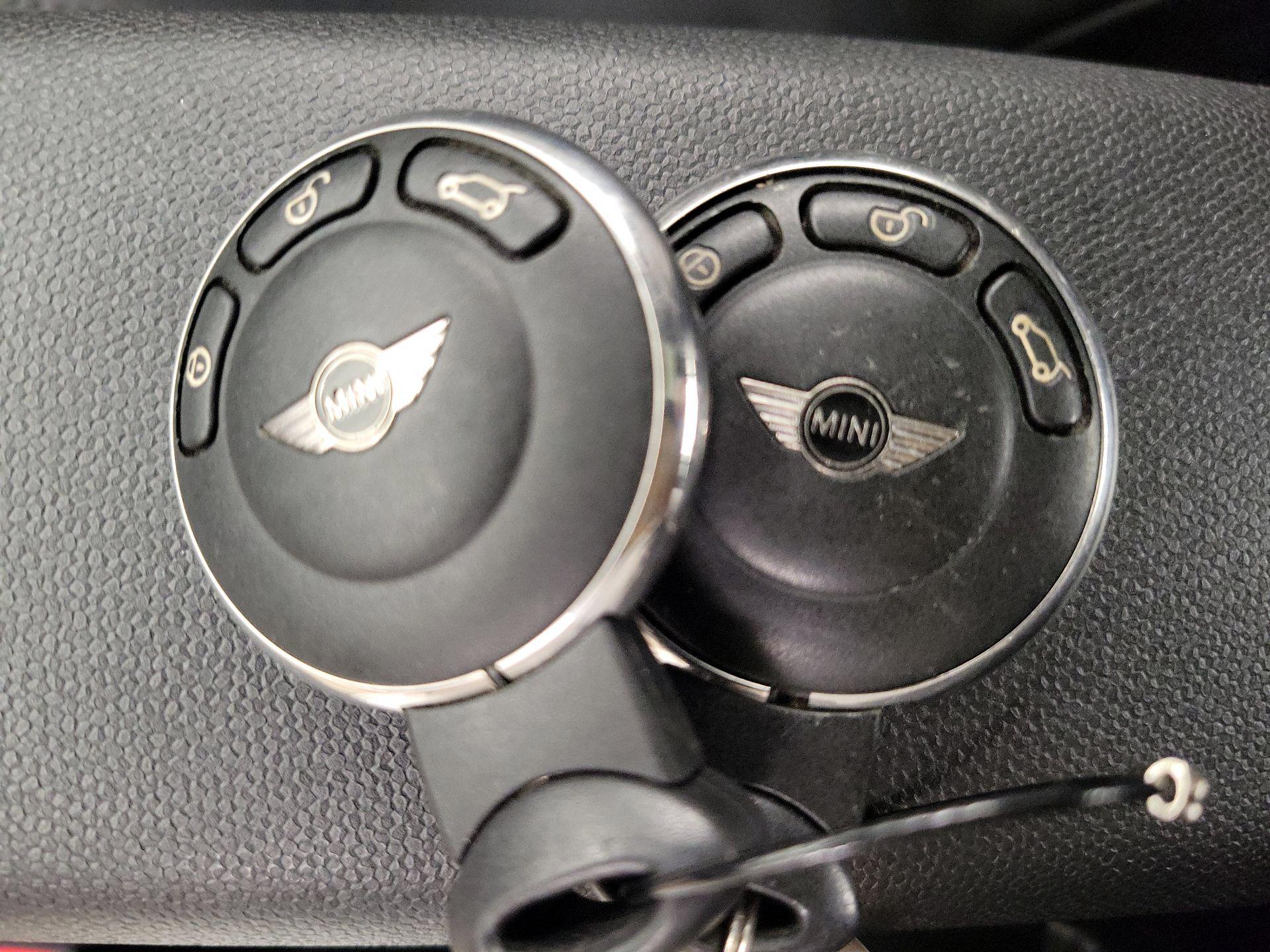 Thumbnail: 2015 MINI Cooper Paceman - 19