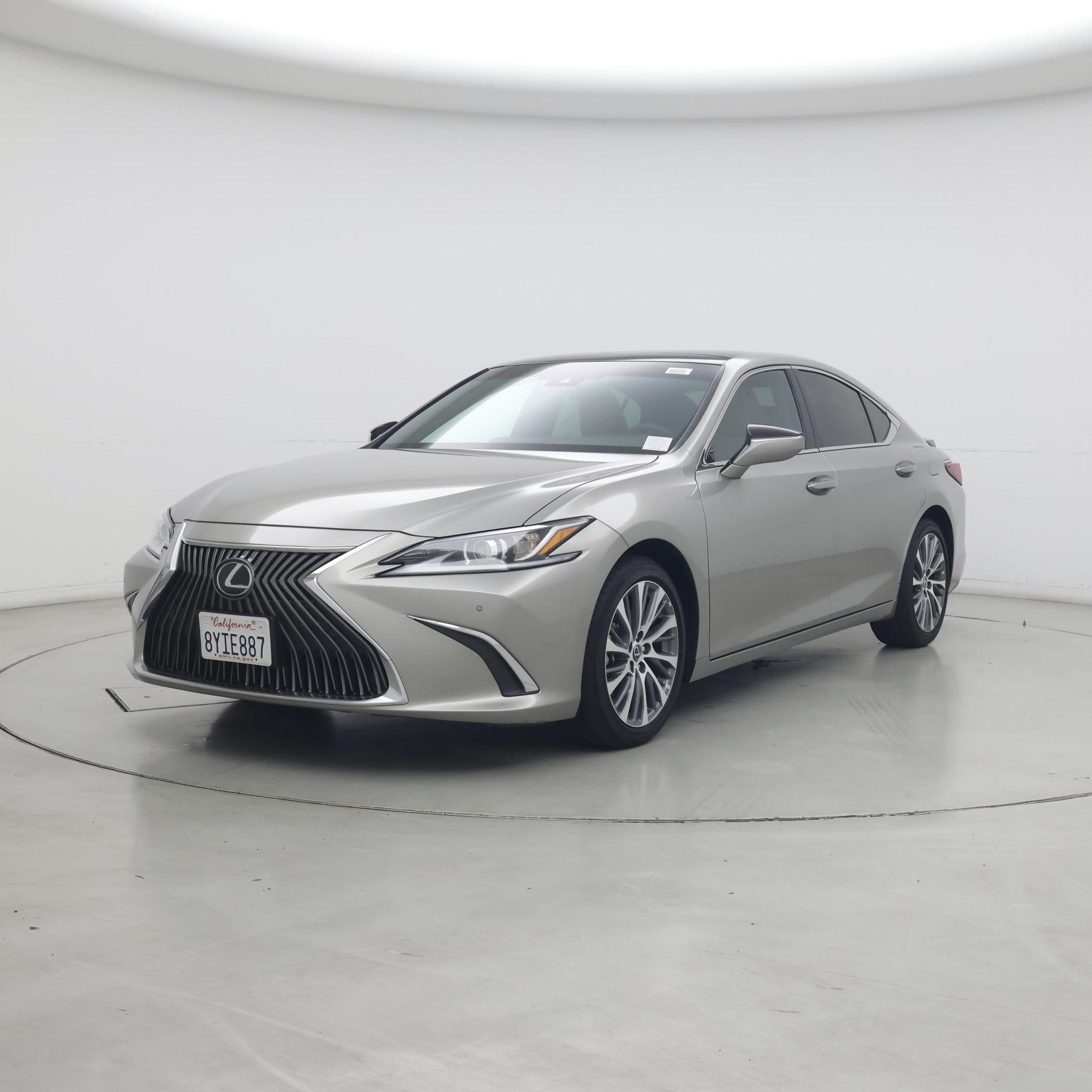 Thumbnail: 2021 Lexus ES - 4