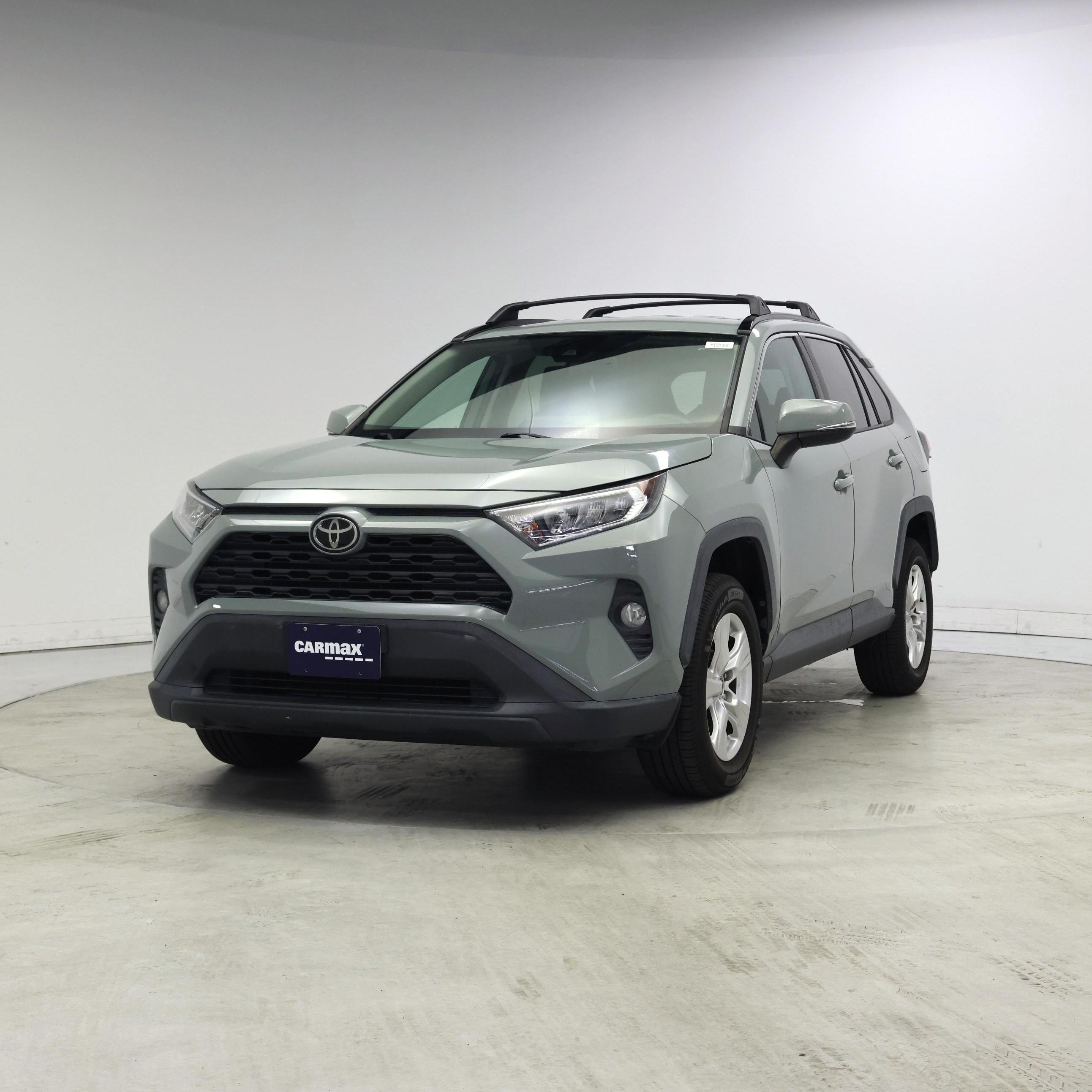 Thumbnail: 2021 Toyota RAV4 - 4