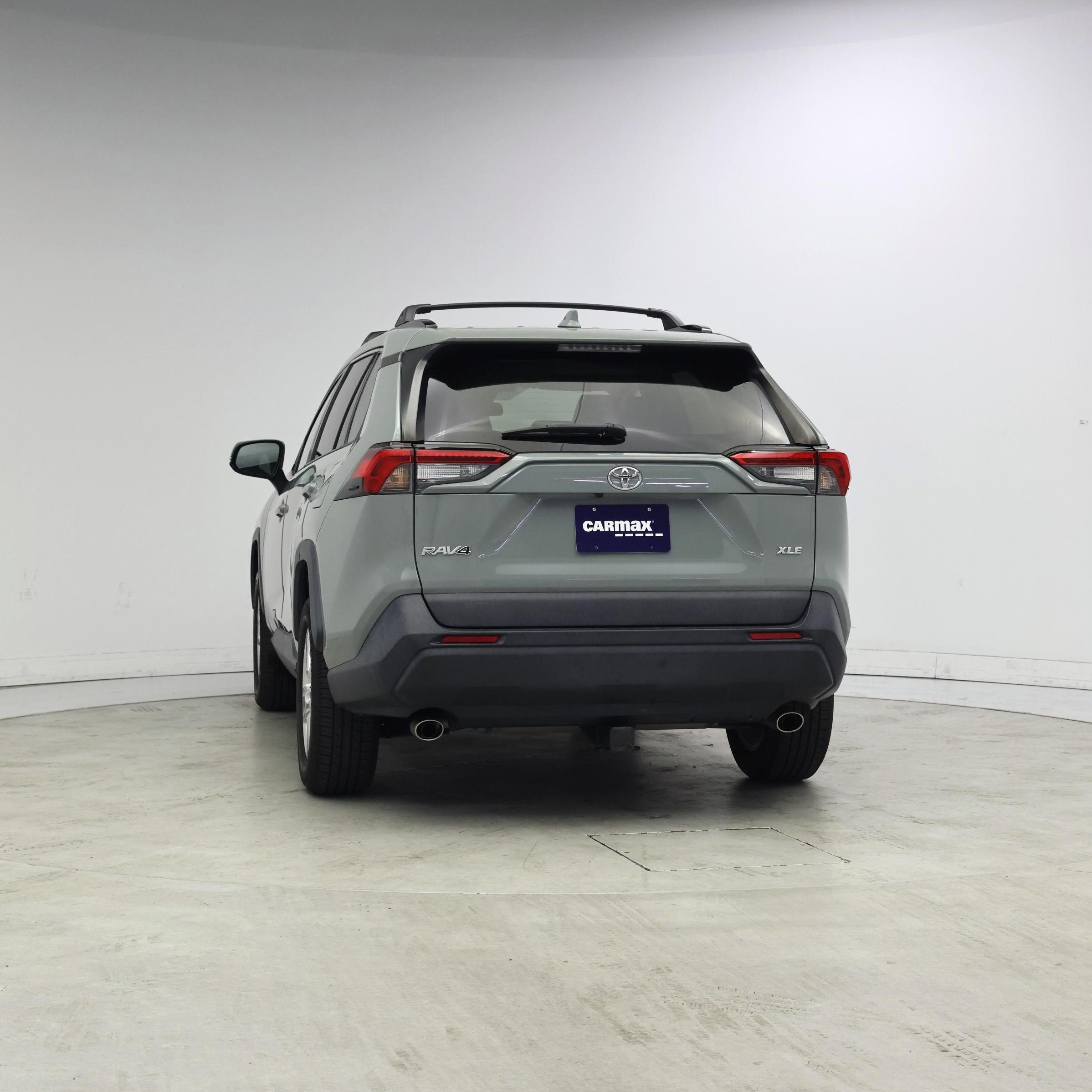 Thumbnail: 2021 Toyota RAV4 - 6