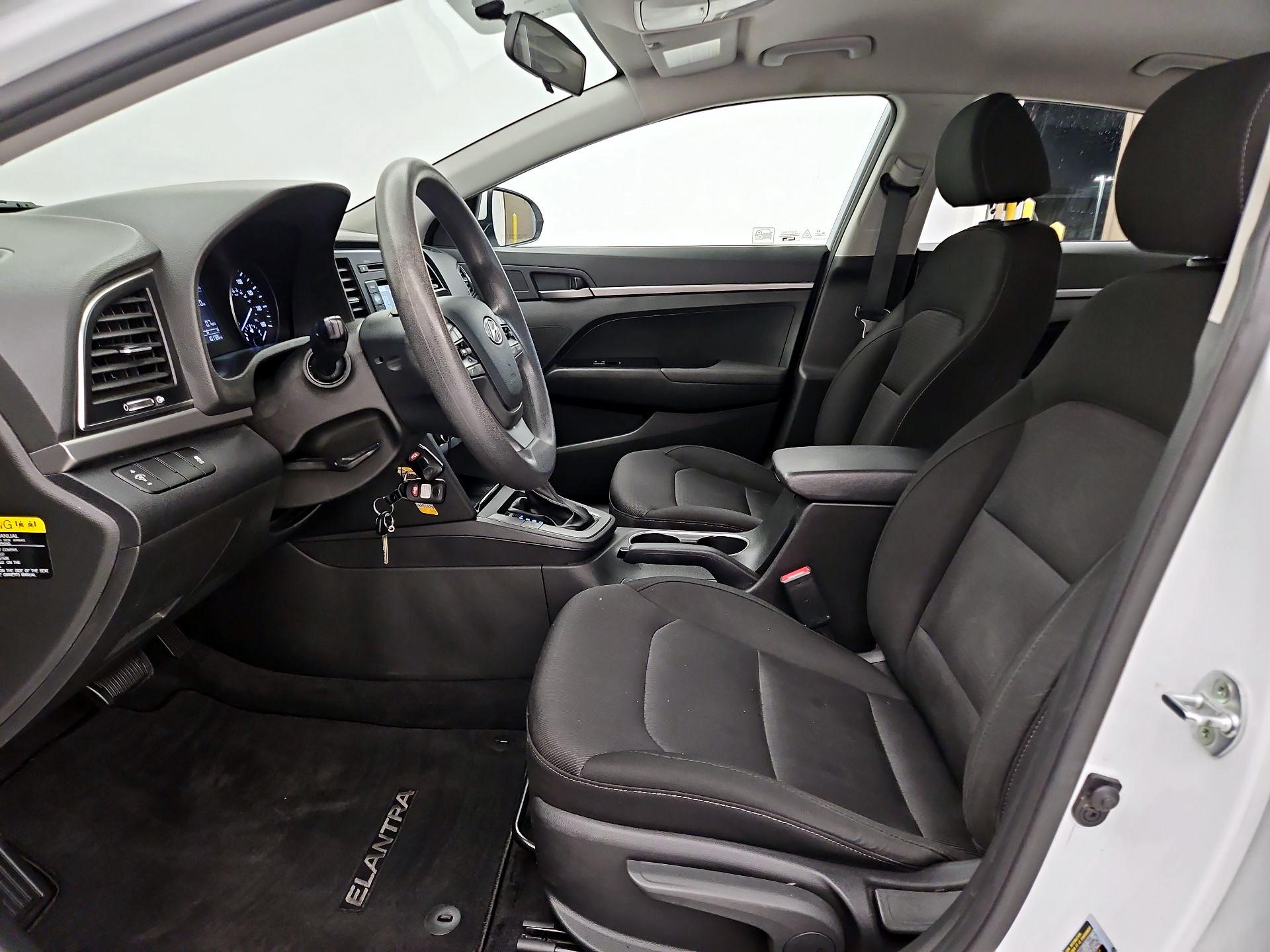 Thumbnail: 2018 Hyundai Elantra - 11