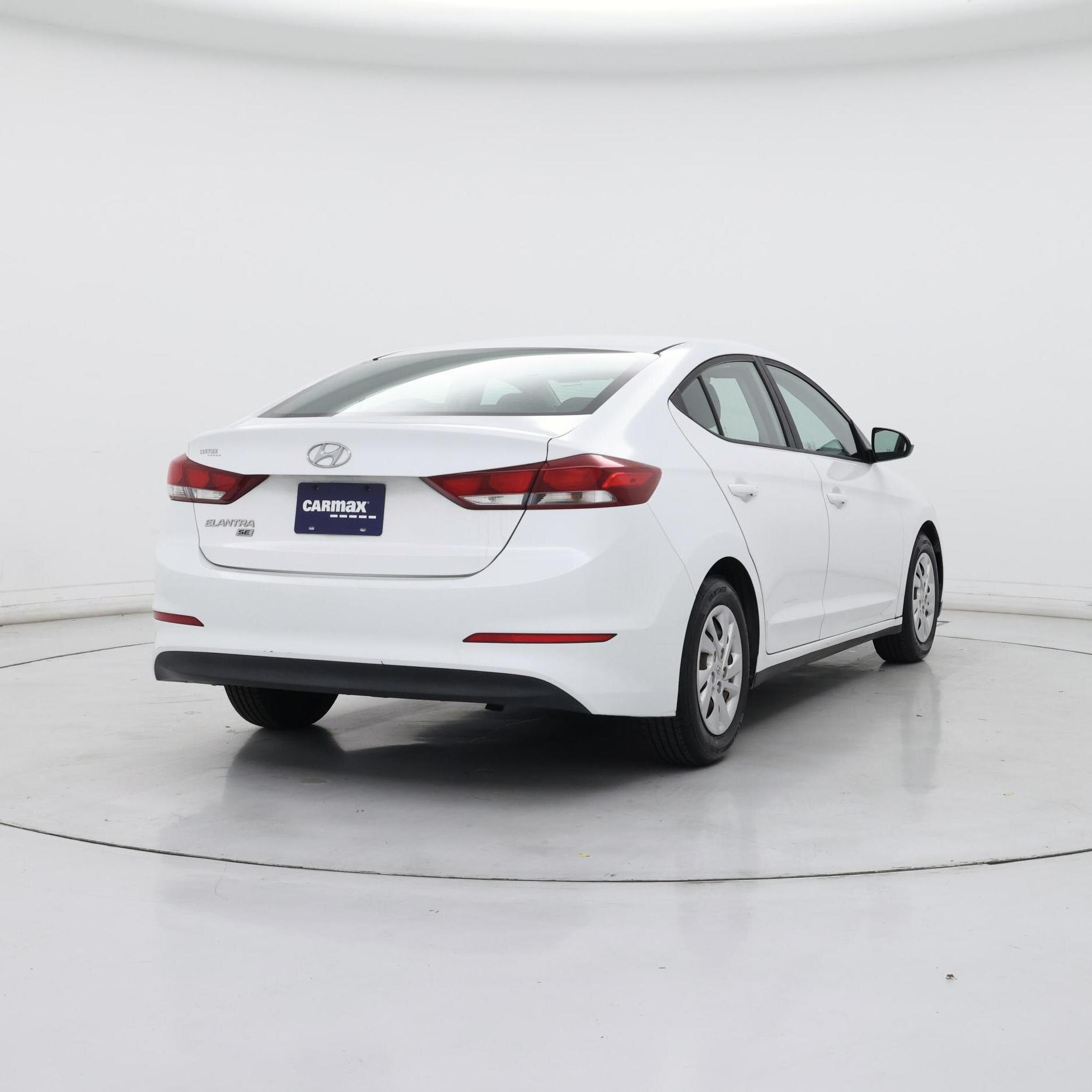 Thumbnail: 2018 Hyundai Elantra - 8