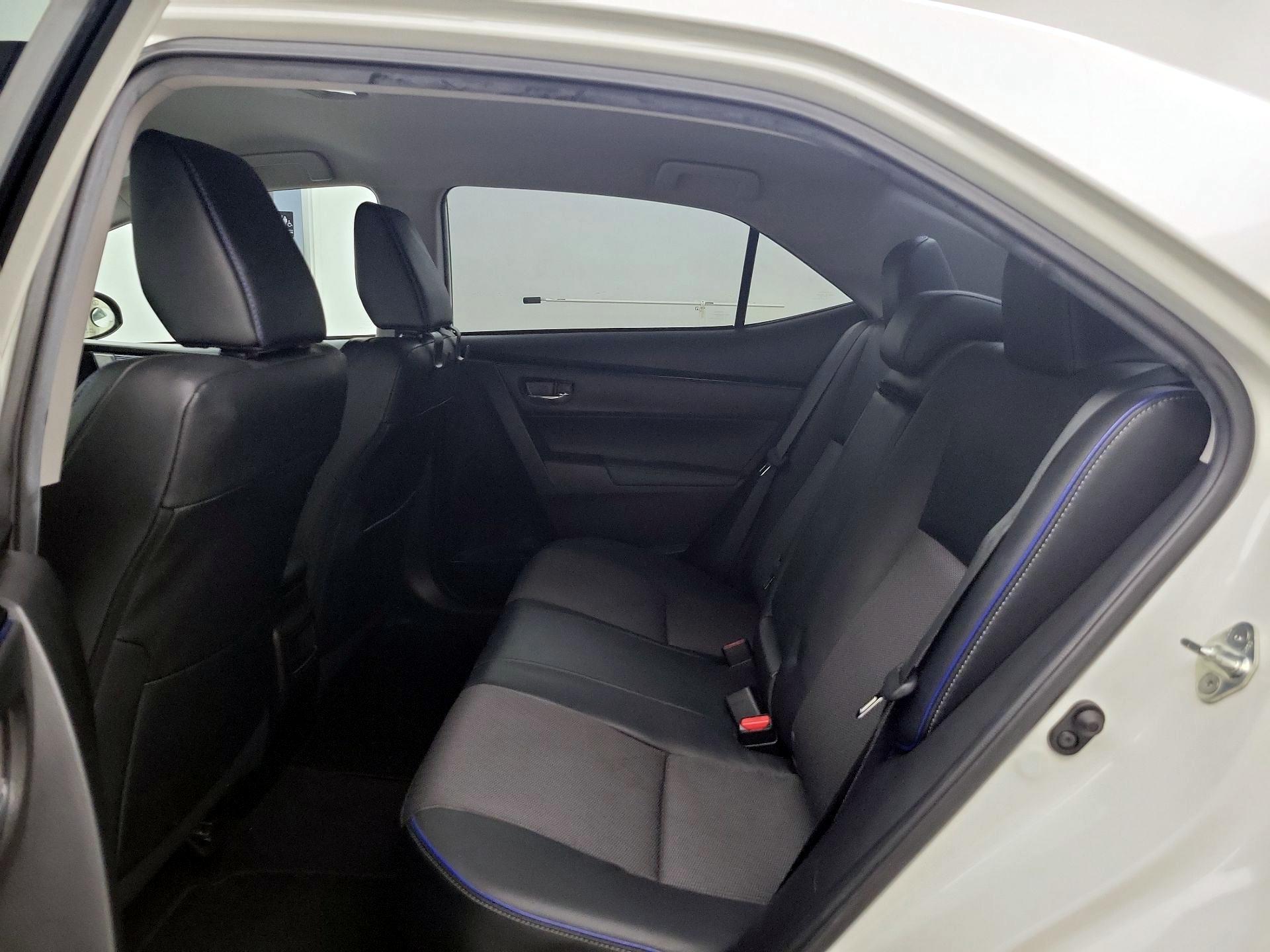 Thumbnail: 2019 Toyota Corolla - 19