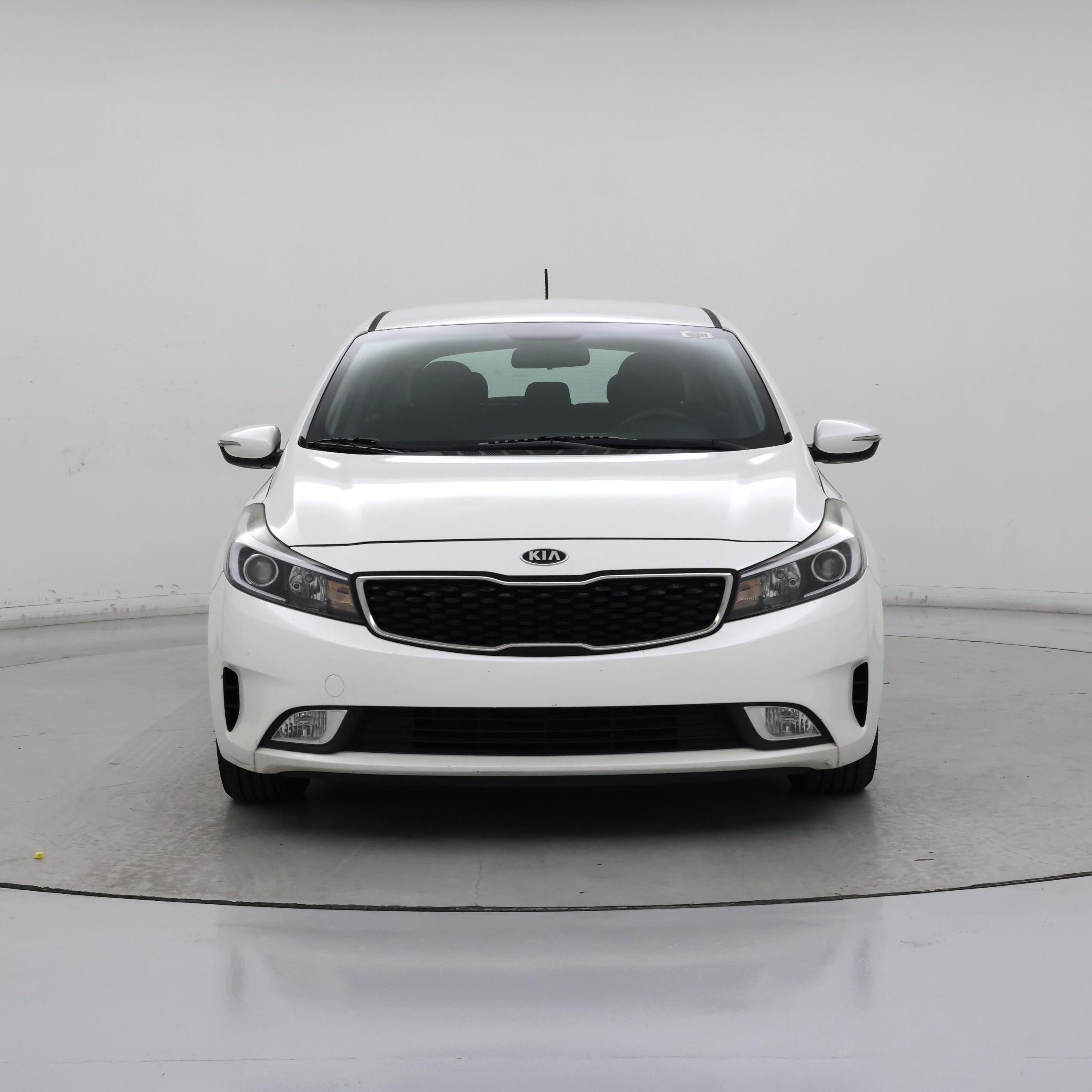 Thumbnail: 2017 Kia Forte - 5