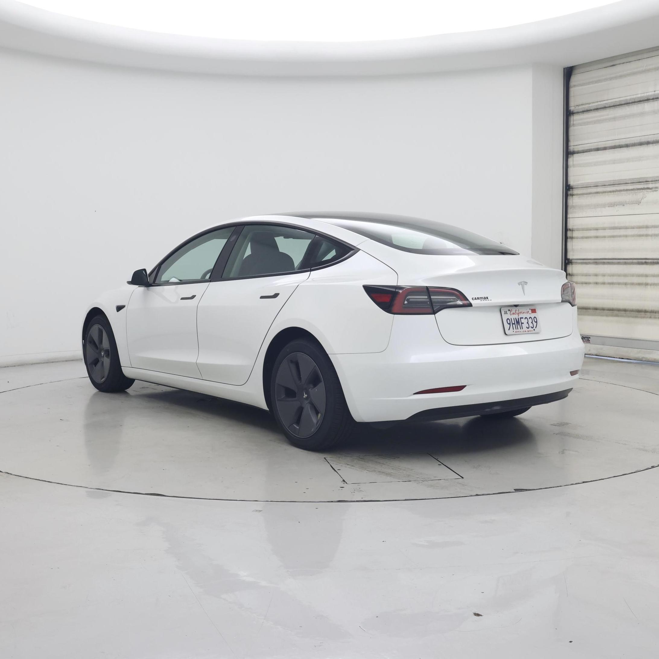 Thumbnail: 2023 Tesla Model 3 - 2