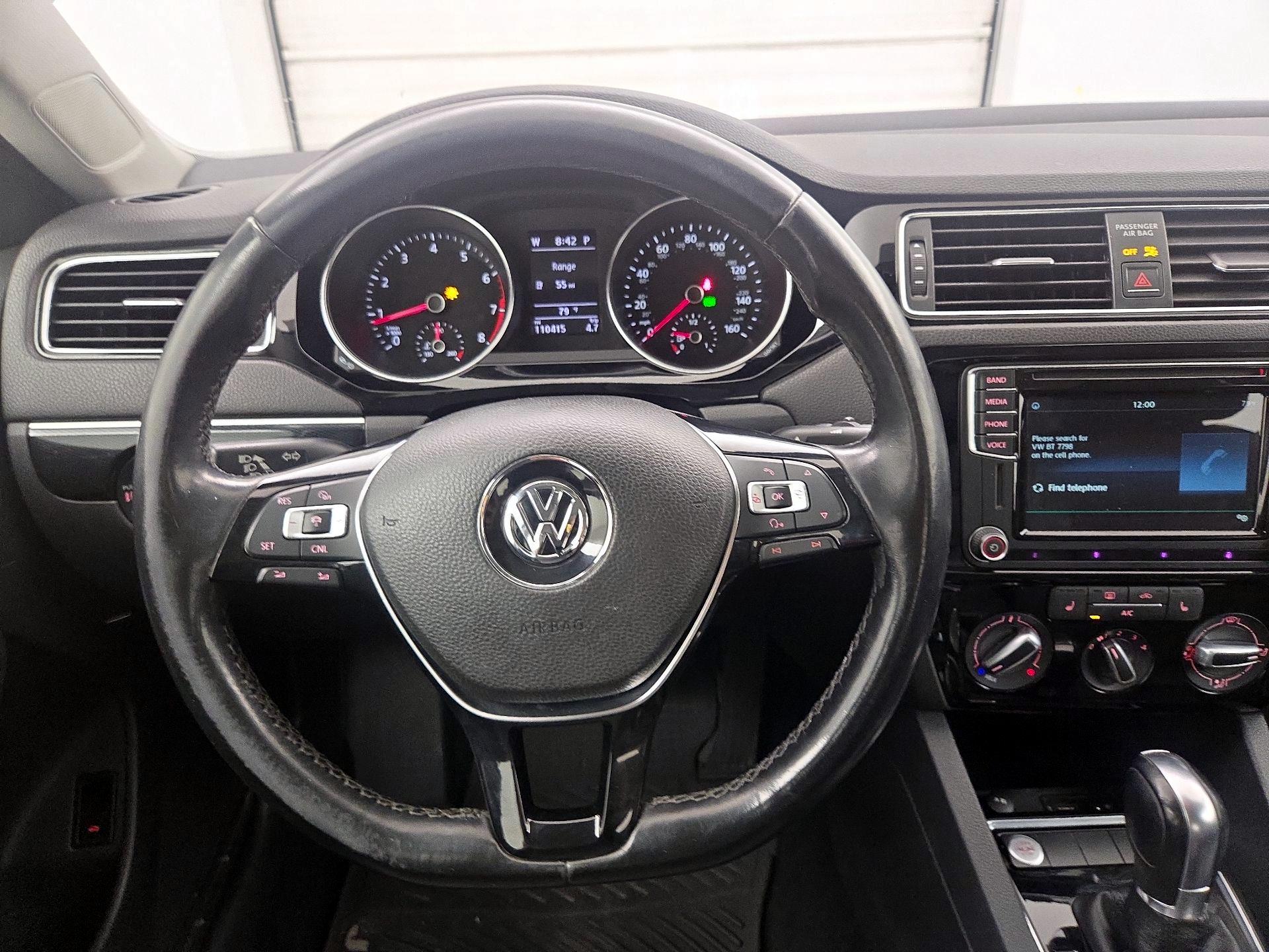 Thumbnail: 2016 Volkswagen Jetta - 10