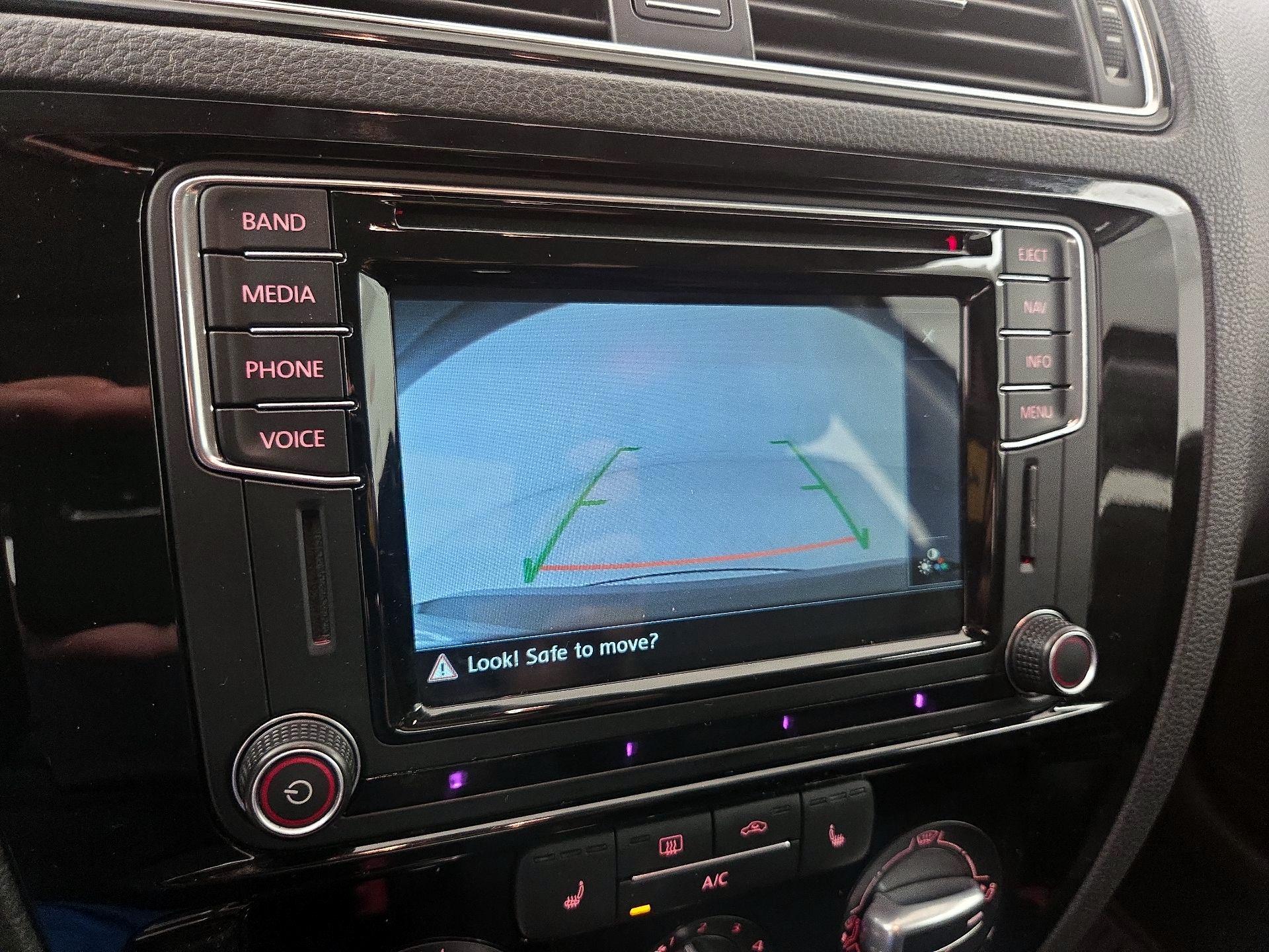 Thumbnail: 2016 Volkswagen Jetta - 15