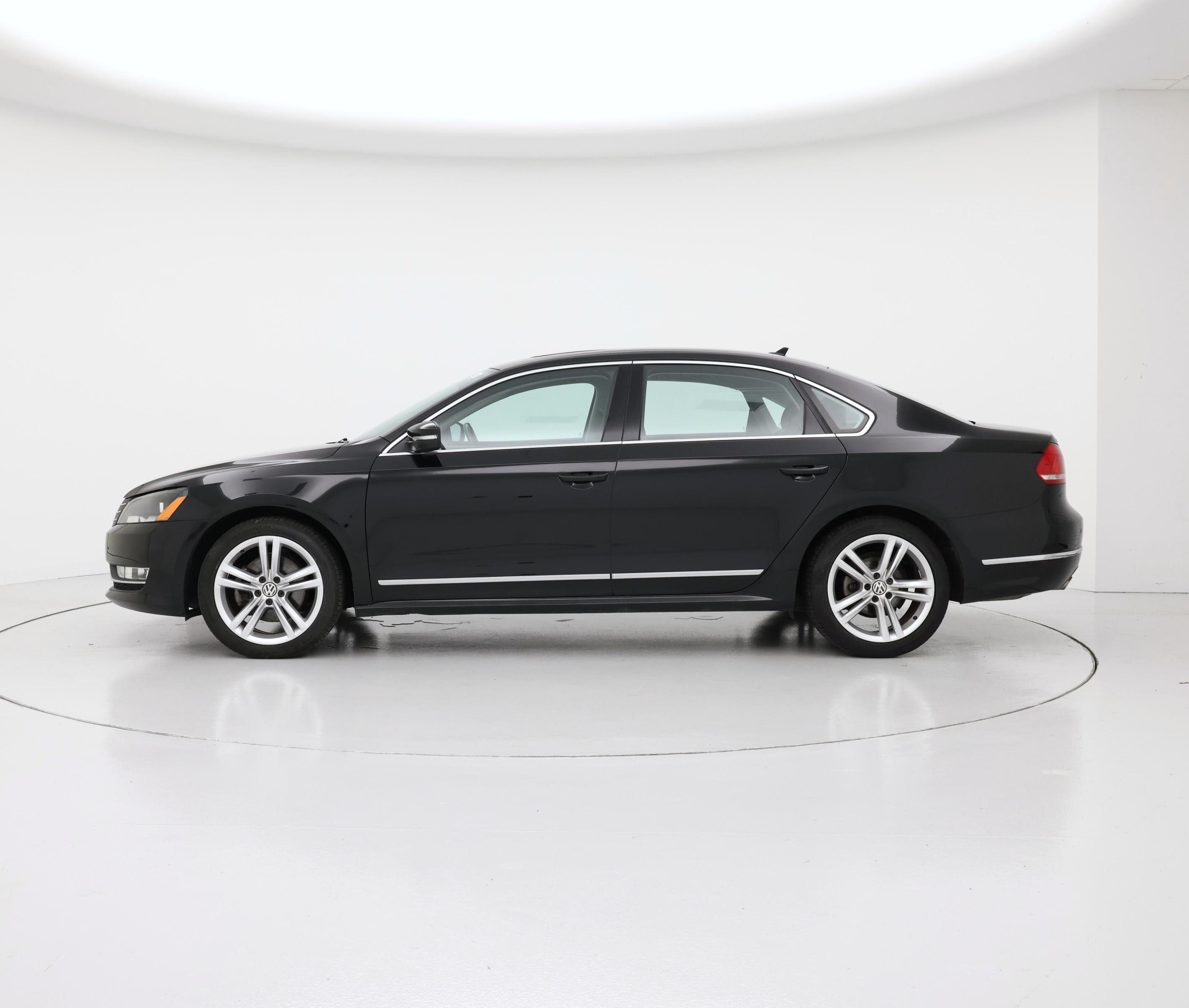 Thumbnail: 2015 Volkswagen Passat - 3