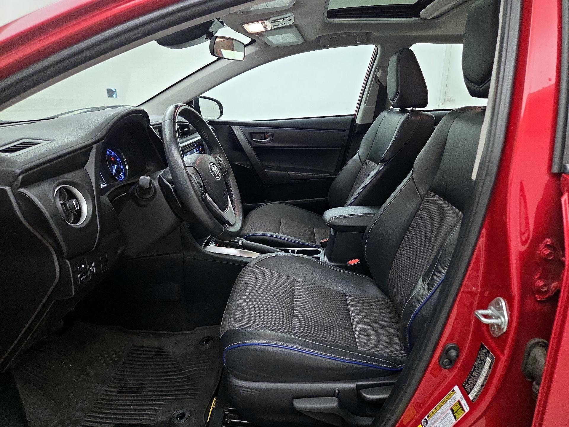 Thumbnail: 2018 Toyota Corolla - 11