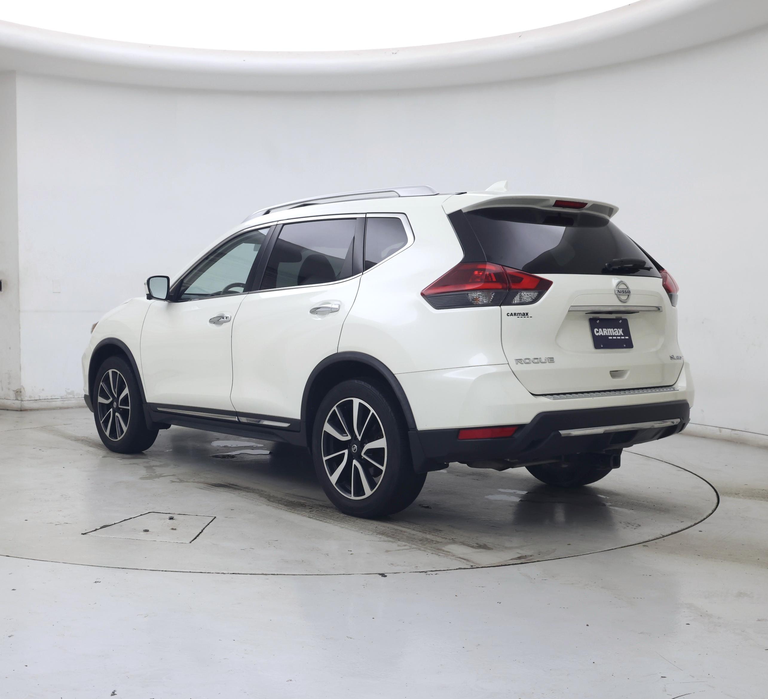 Thumbnail: 2018 Nissan Rogue - 2