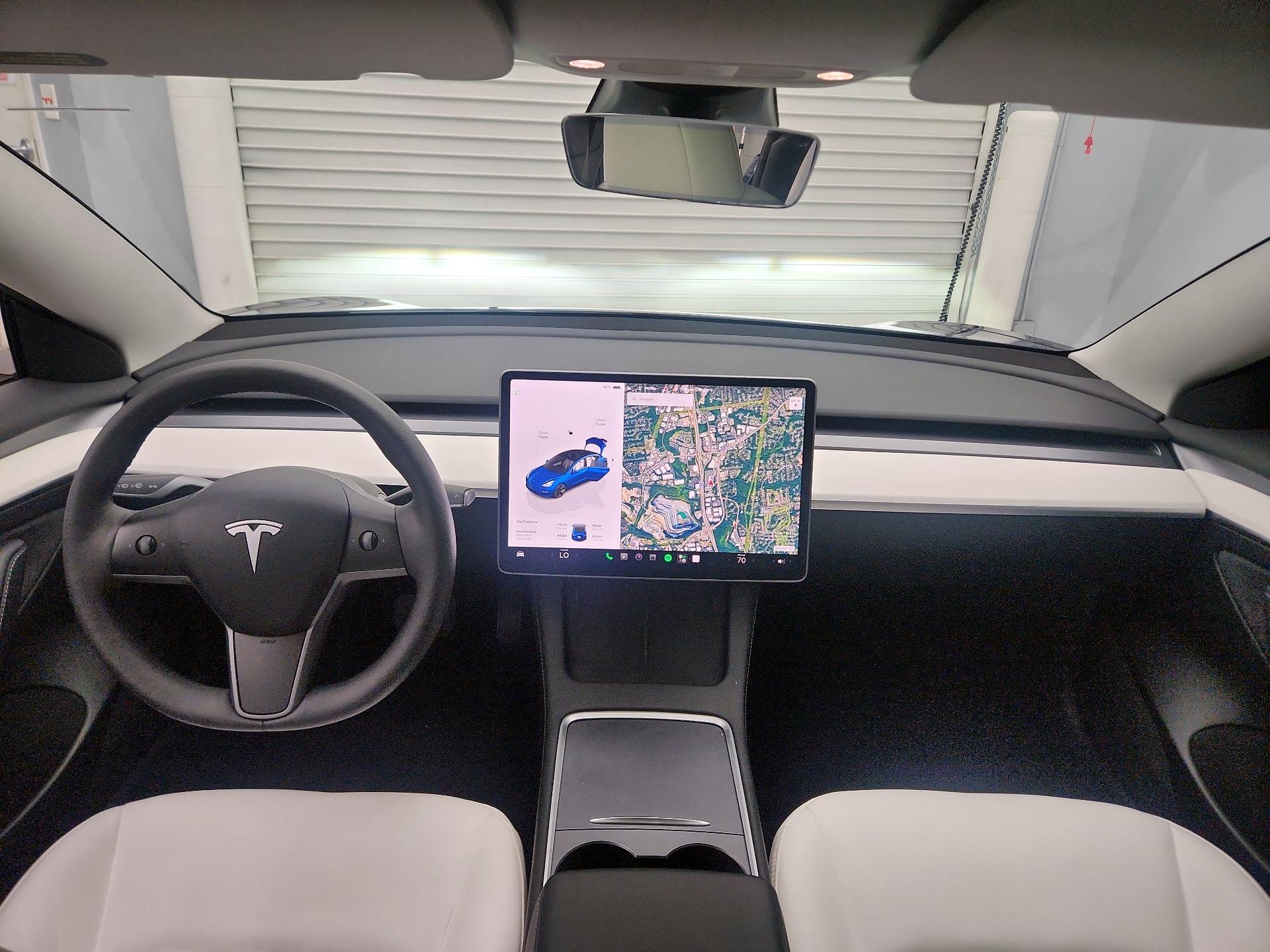 Thumbnail: 2023 Tesla Model 3 - 9