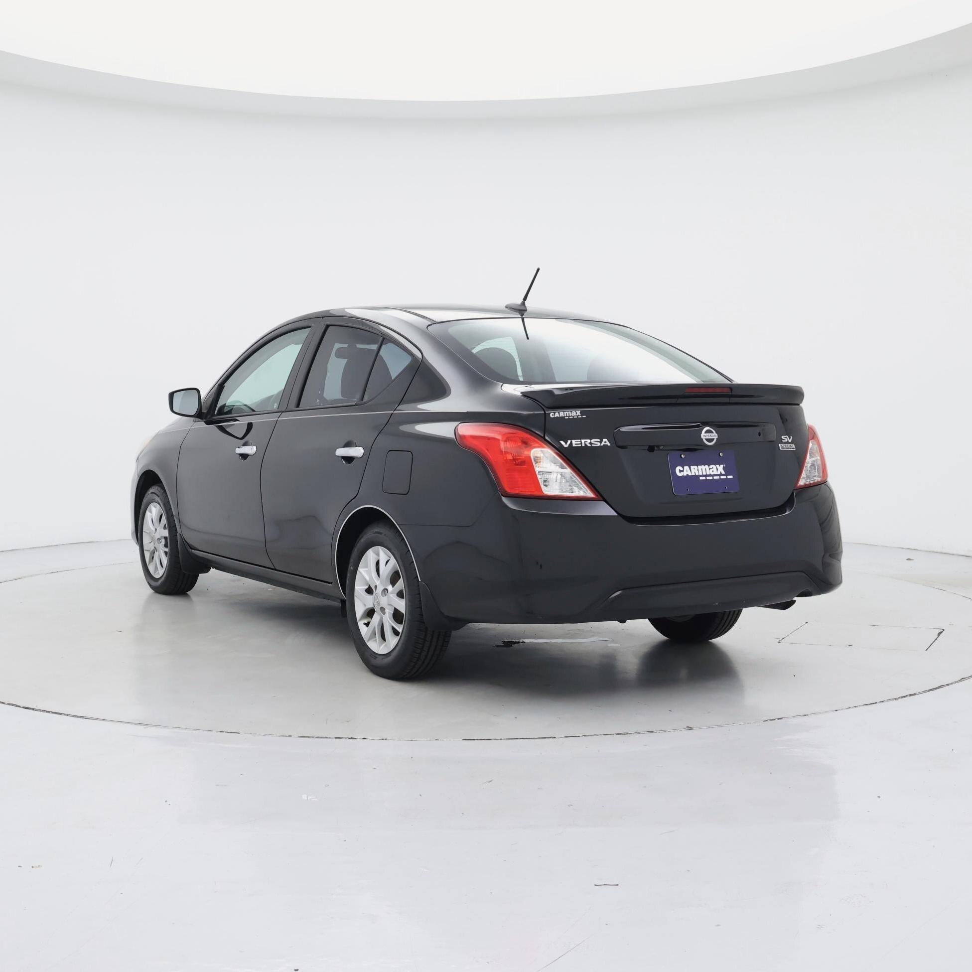Thumbnail: 2017 Nissan Versa - 2