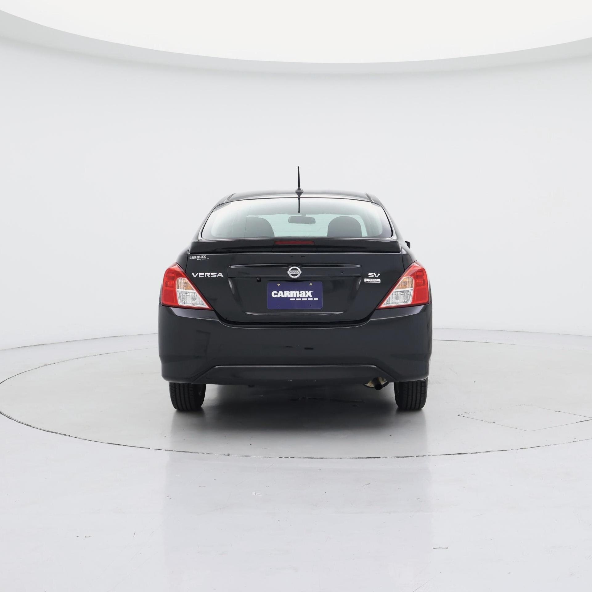 Thumbnail: 2017 Nissan Versa - 6