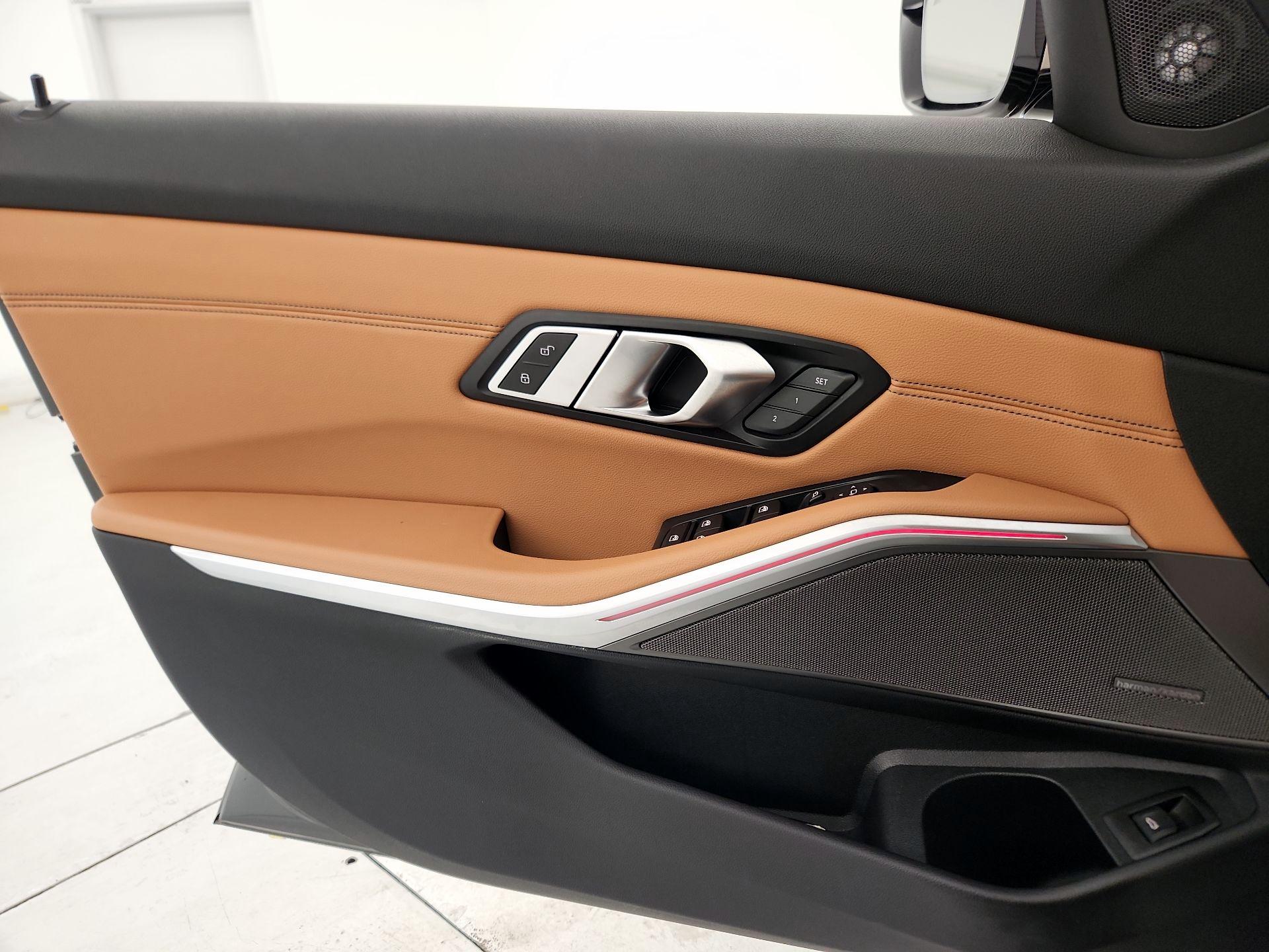 Thumbnail: 2020 BMW 3 Series - 12