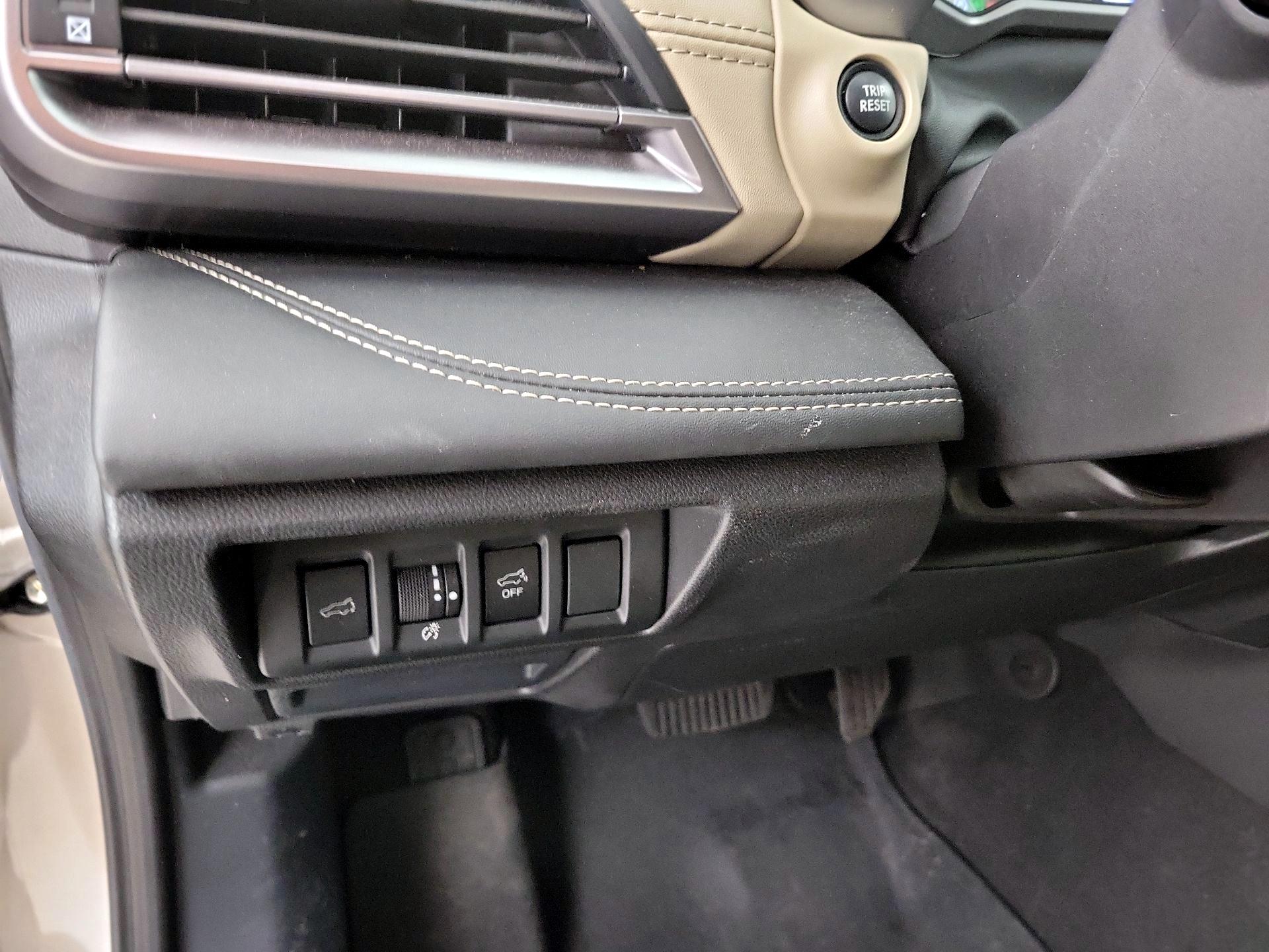 Thumbnail: 2020 Subaru Outback - 13