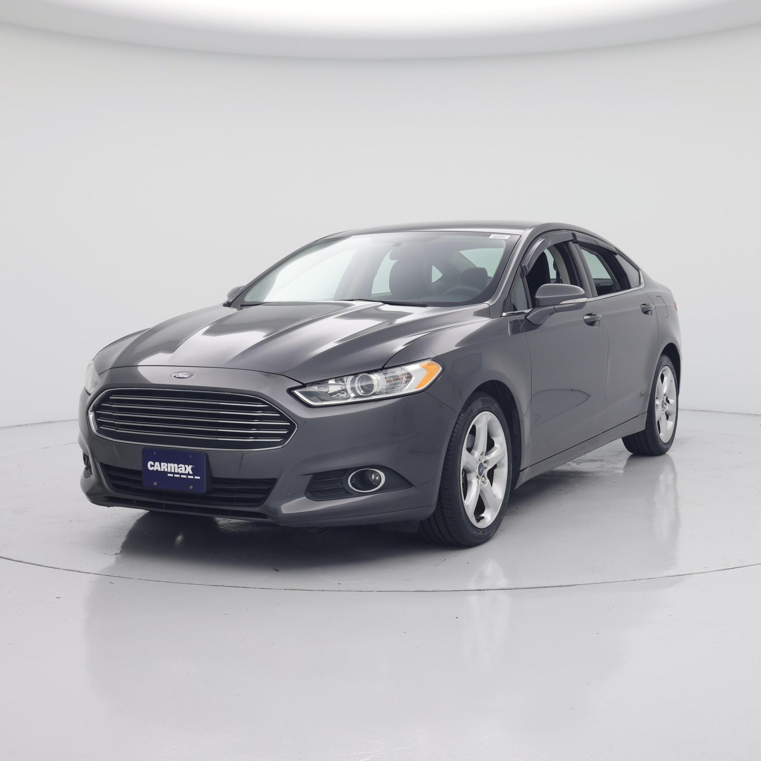 Thumbnail: 2016 Ford Fusion - 4