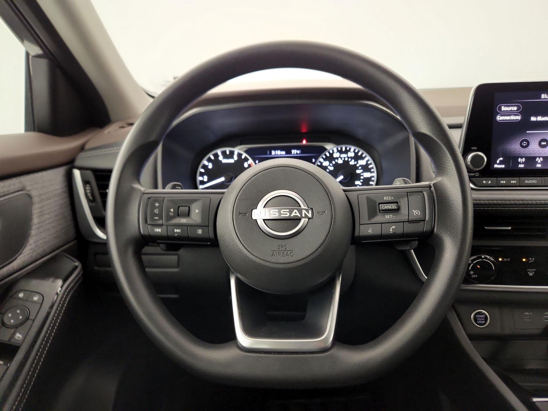 Thumbnail: 2022 Nissan Rogue - 10