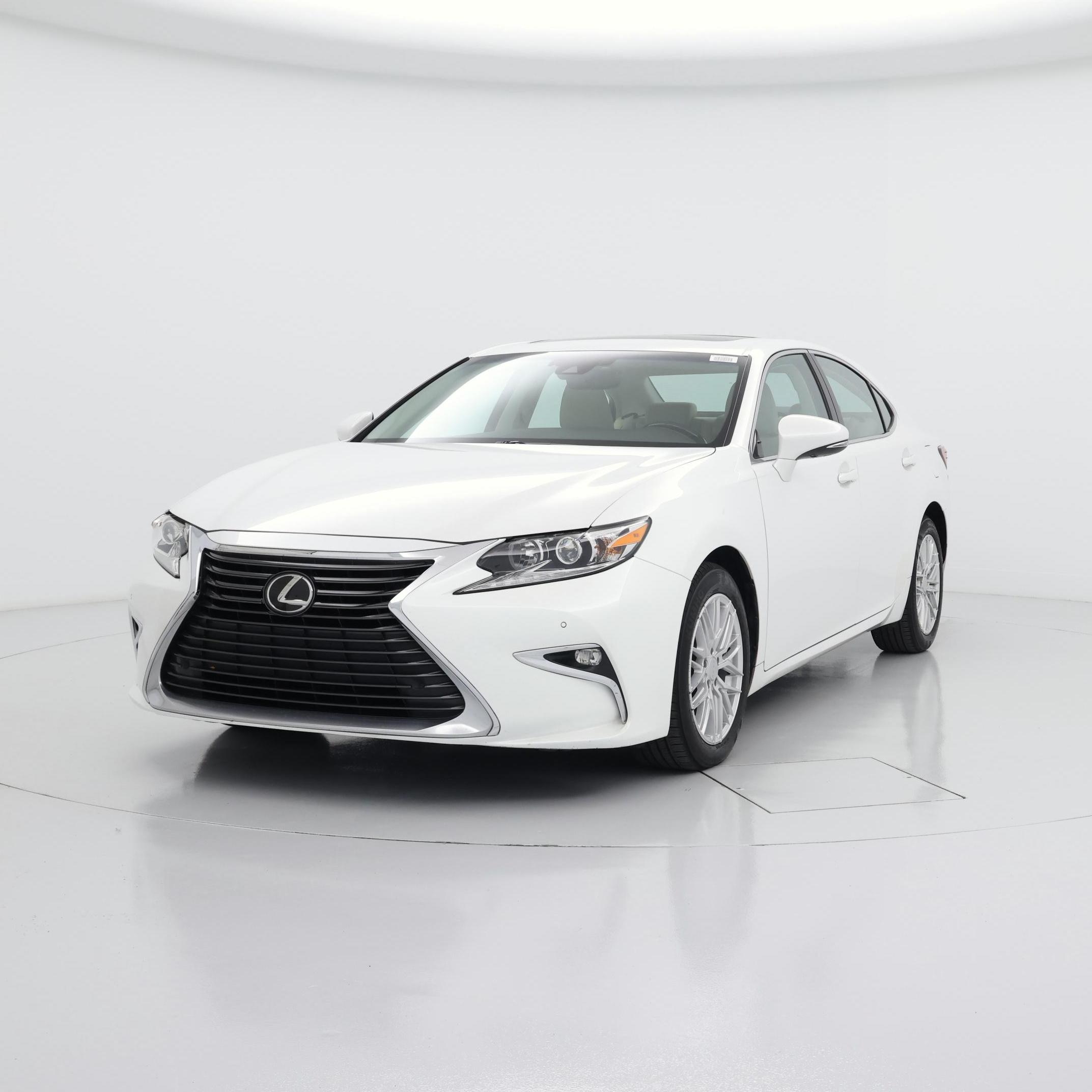 Thumbnail: 2018 Lexus ES - 4