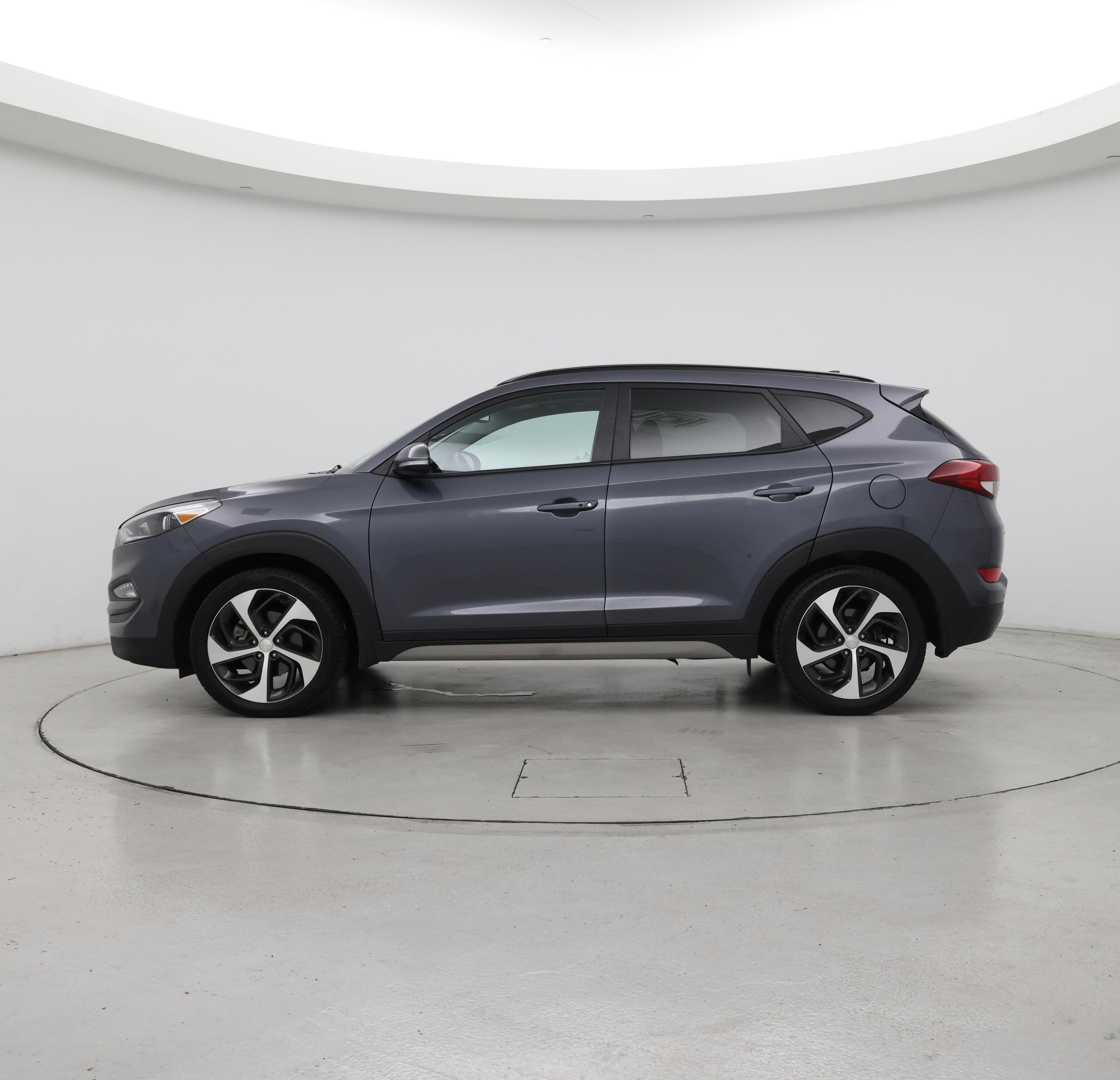 Thumbnail: 2018 Hyundai Tucson - 3